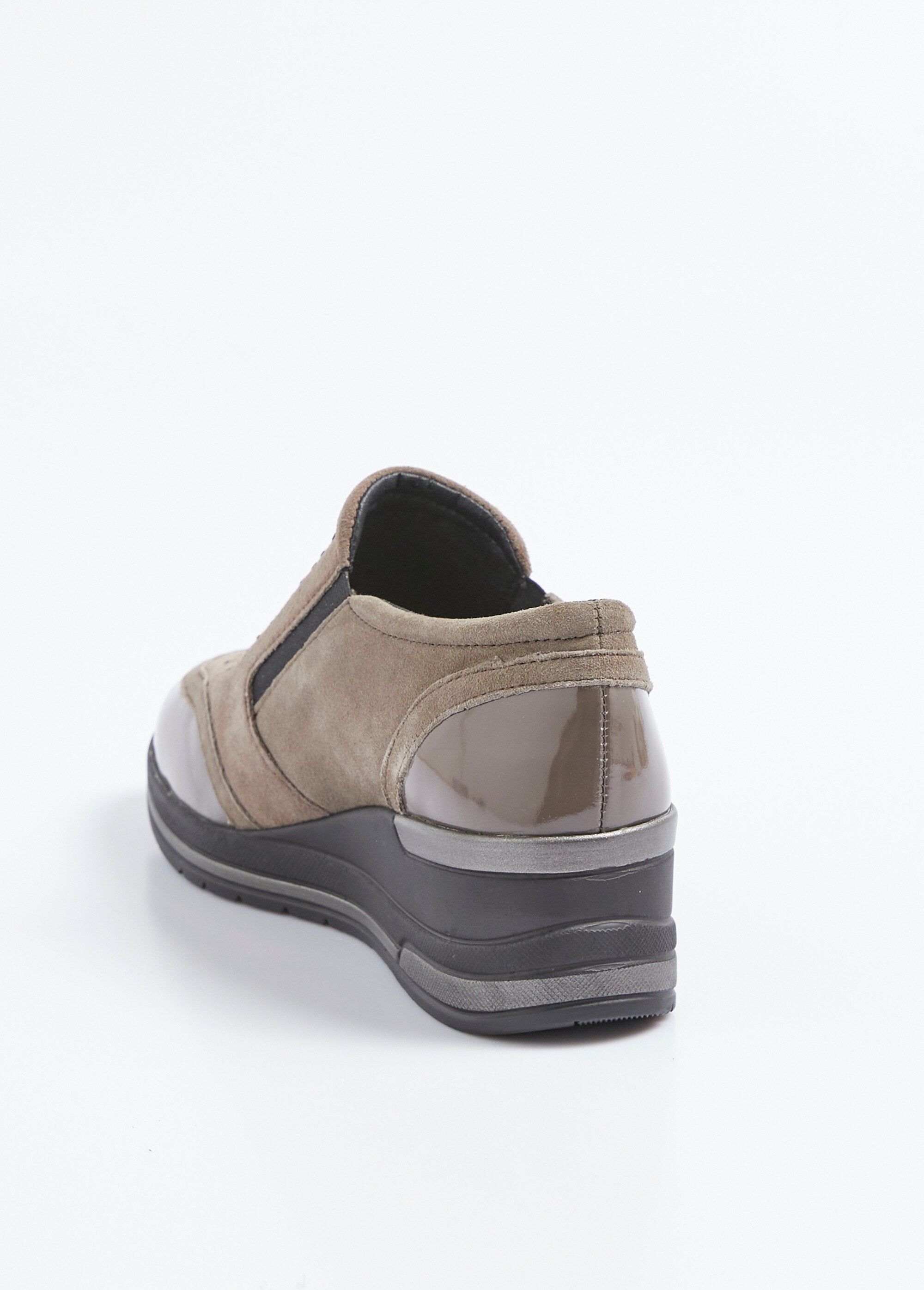 Wedge_sneakers,_suede_and_patent_leather_Mole_DO1_slim