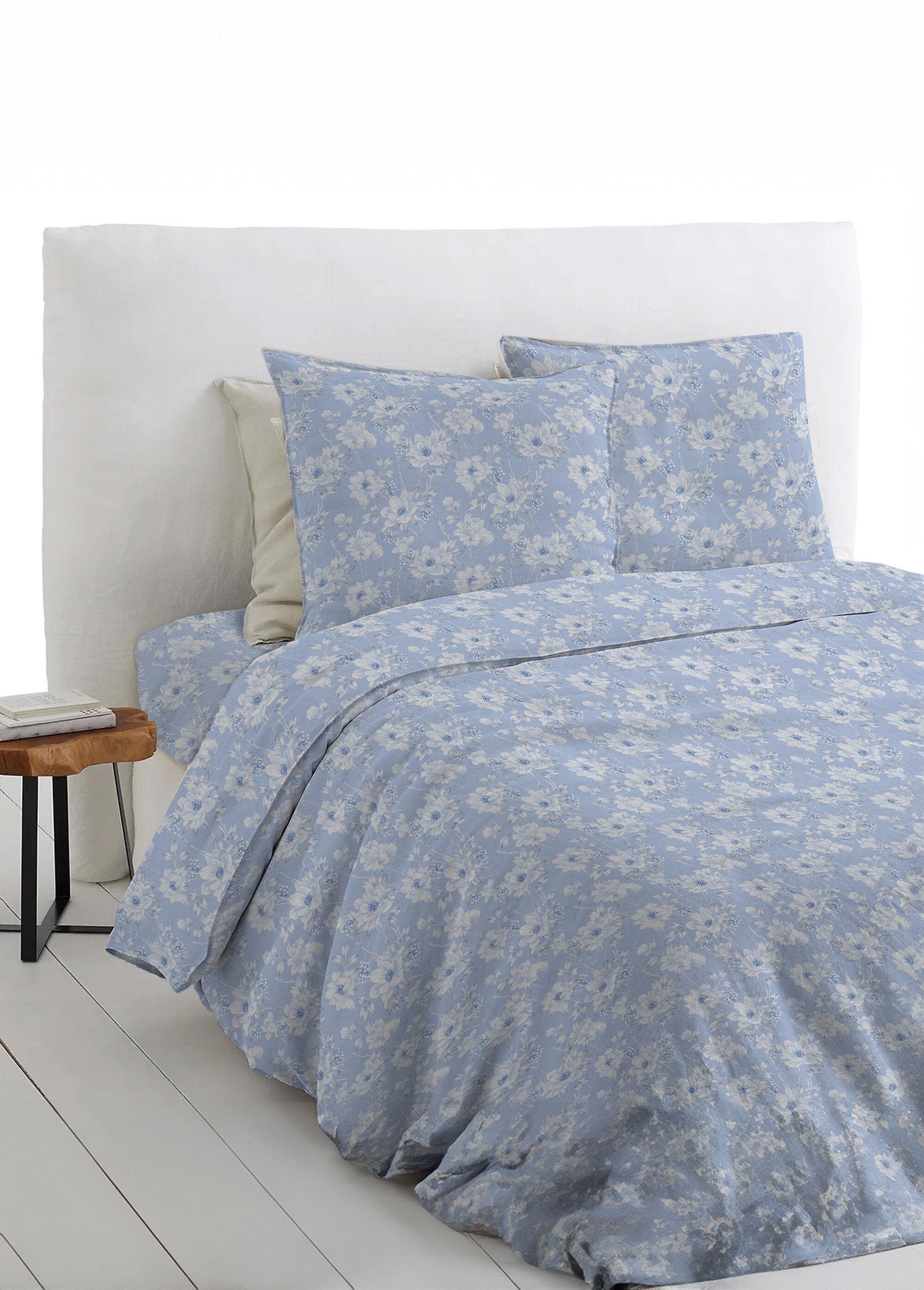 Flat_sheet_with_floral_print_in_cotton_flannel_Blue_SF1_slim