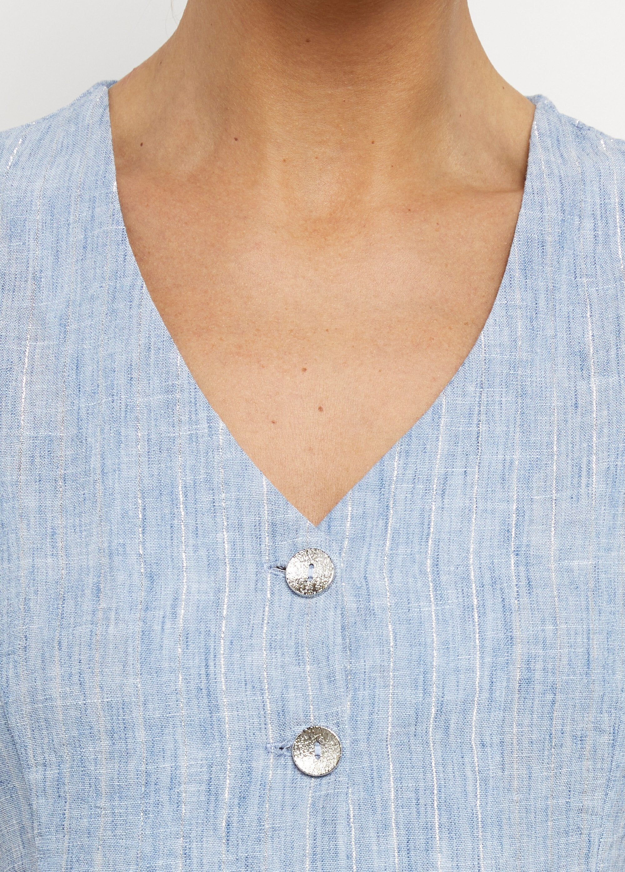 Striped_suit_vest_with_an_irregular_appearance_Blue_DE1_slim