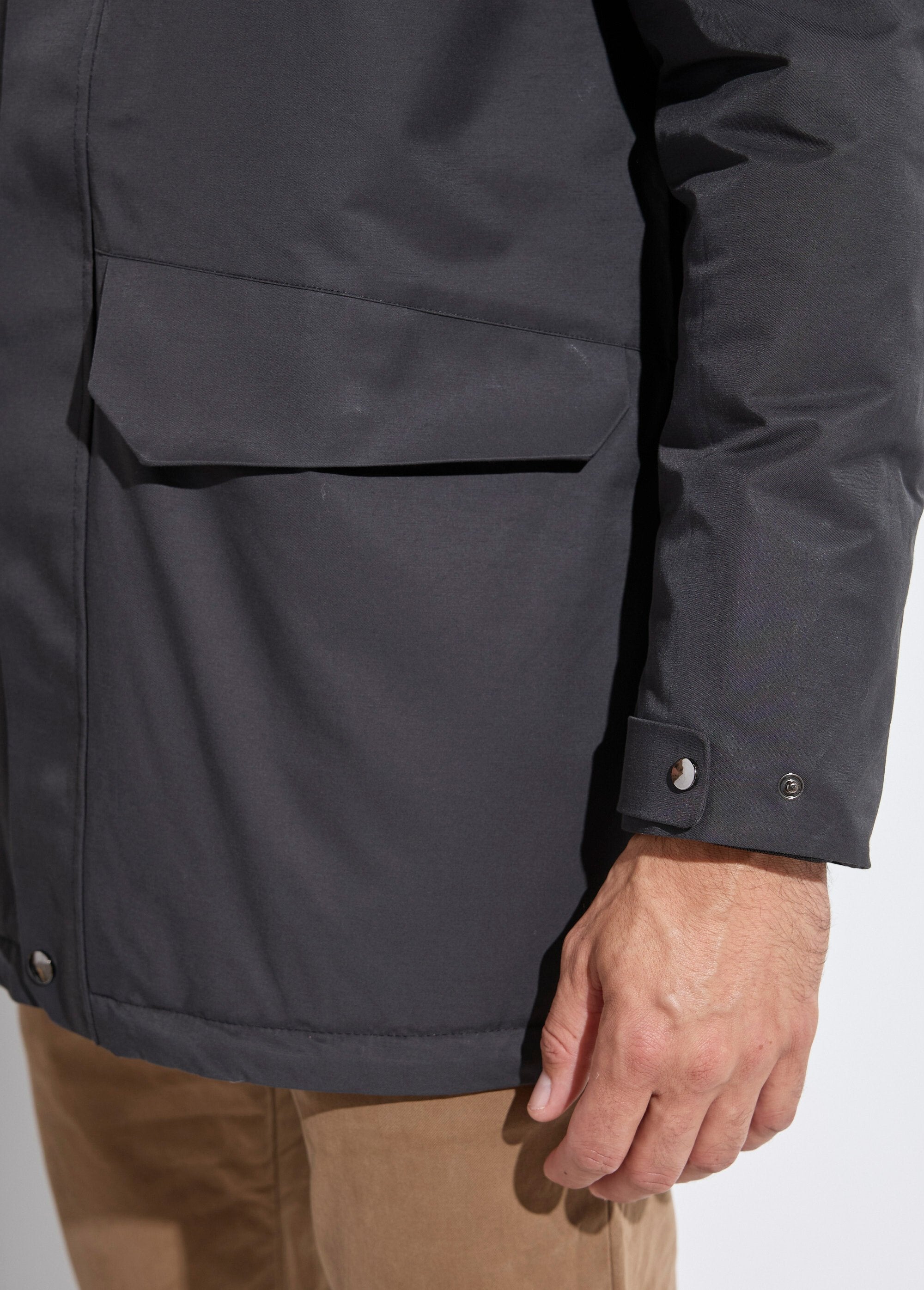 Parka_with_fur-lined_hood_Black_DE2_slim