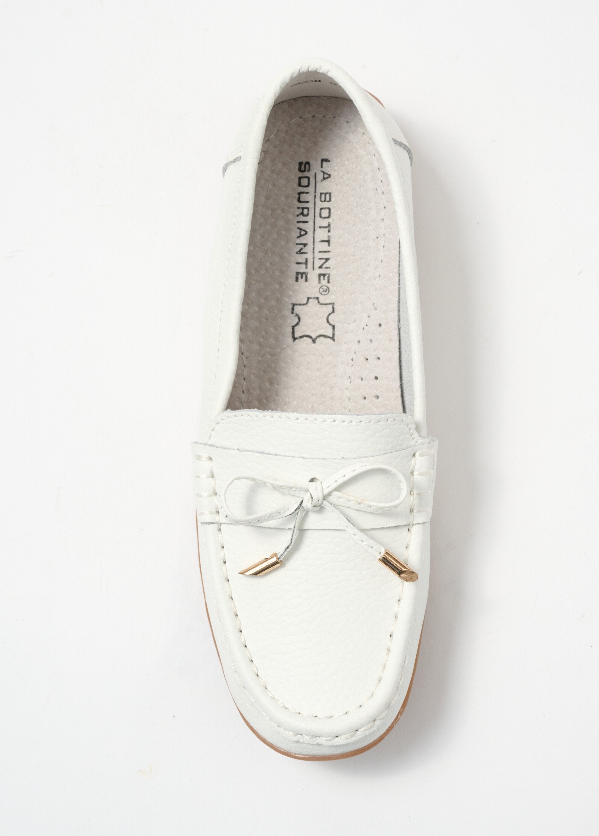 Comfortable_flat_leather_loafers_White_OV1_slim