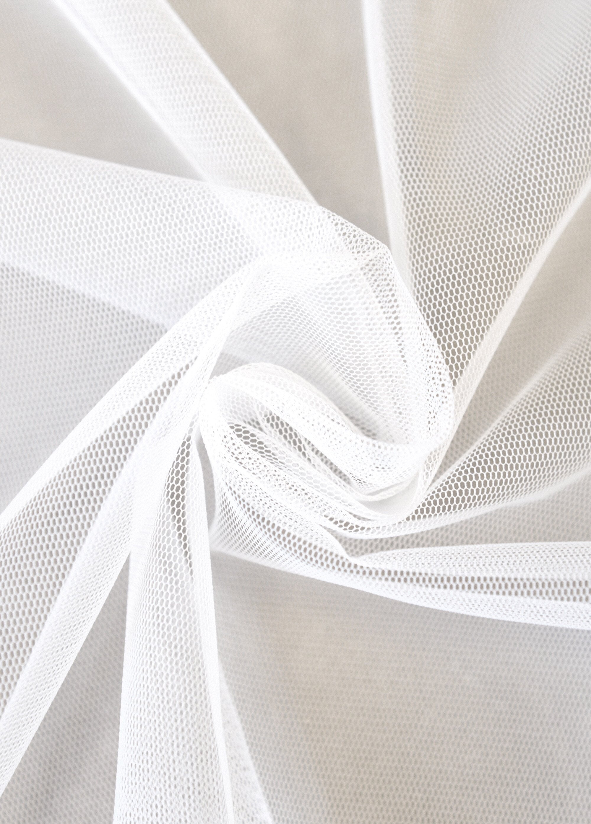 Mosquito_net_curtain_with_ties_White_DE1_slim