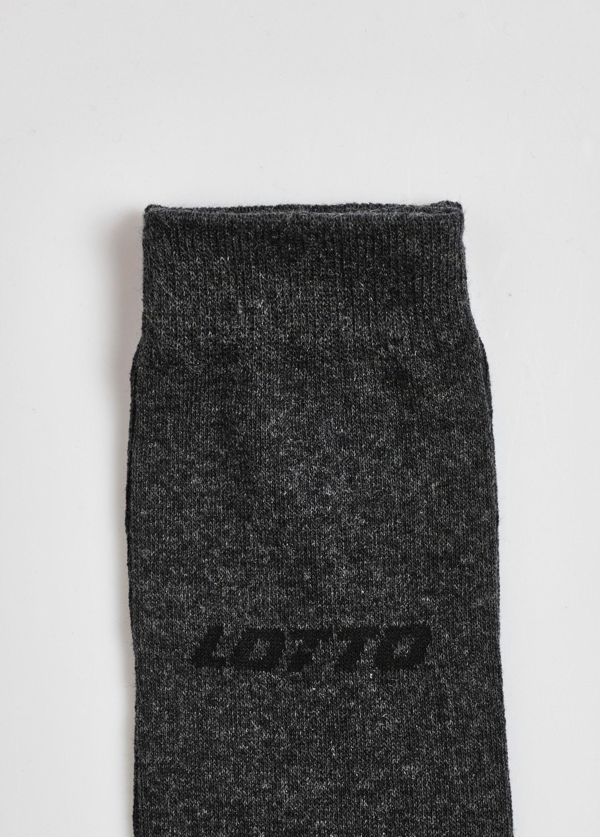 Pack_of_3_assorted_socks_Gray_DE3_slim