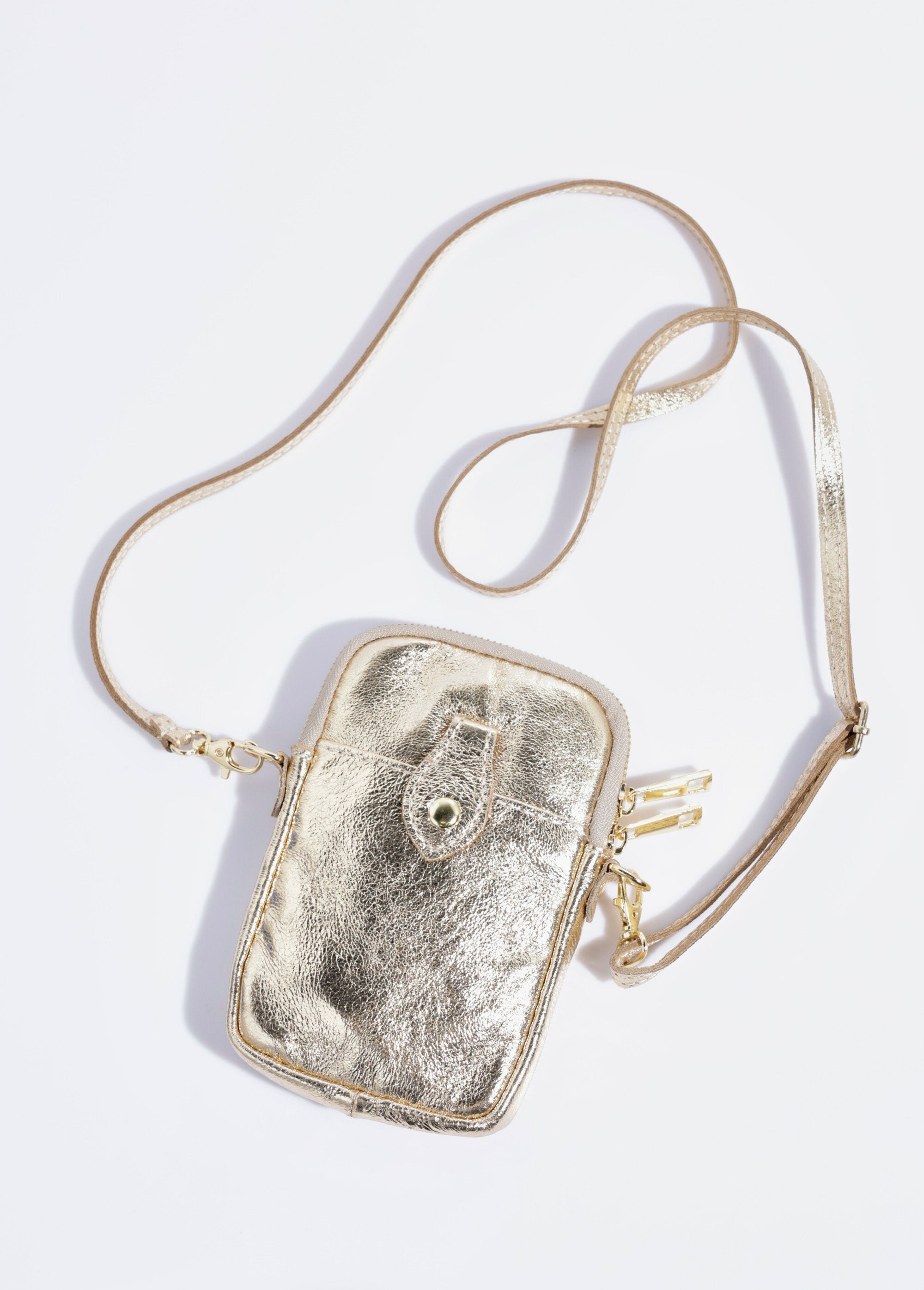 Leather_zipped_phone_pouch_Golden_FA1_slim