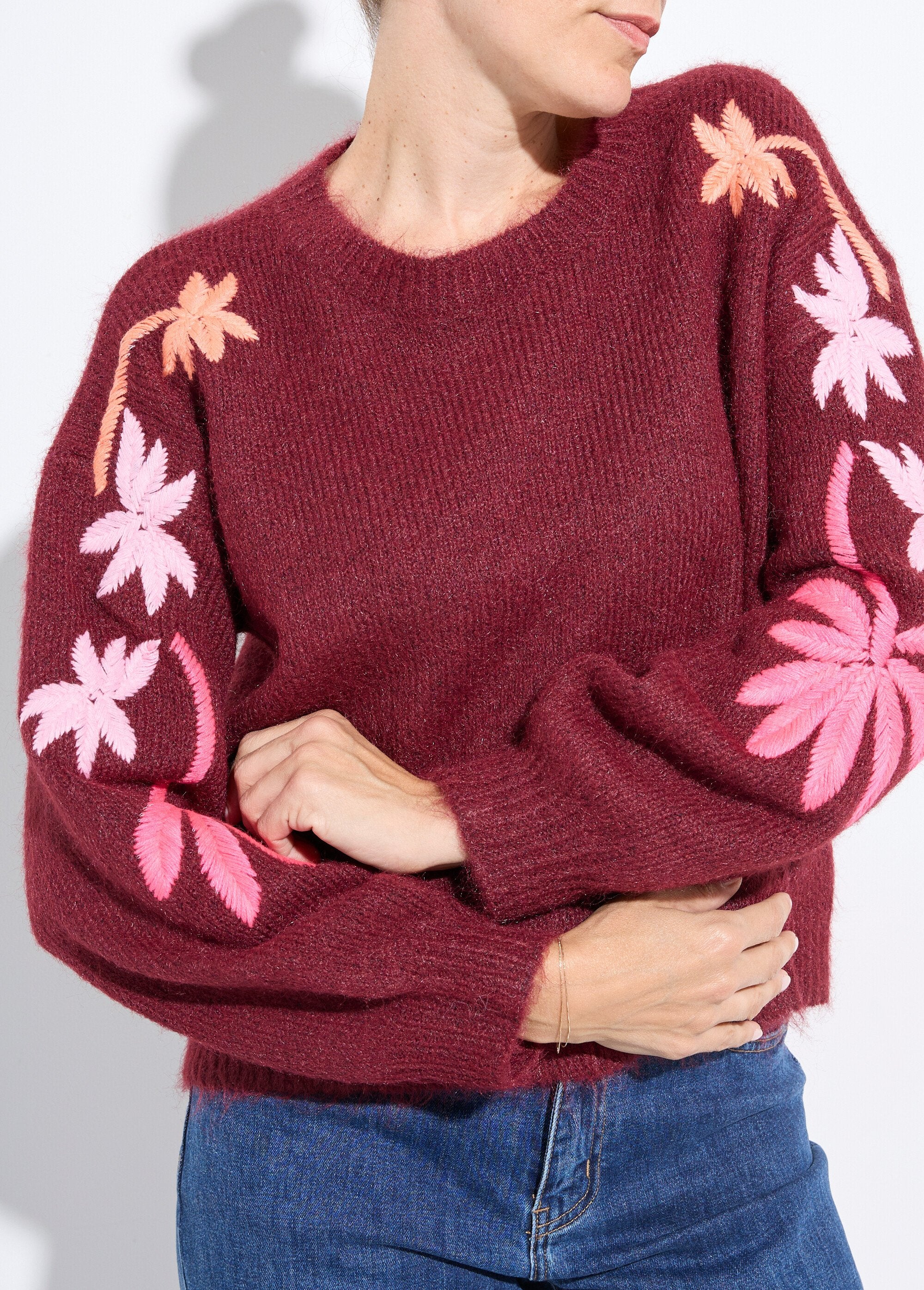 Warm_wool_sweater_with_neon_palm_tree_embroidery_Bordeaux_DE1_slim