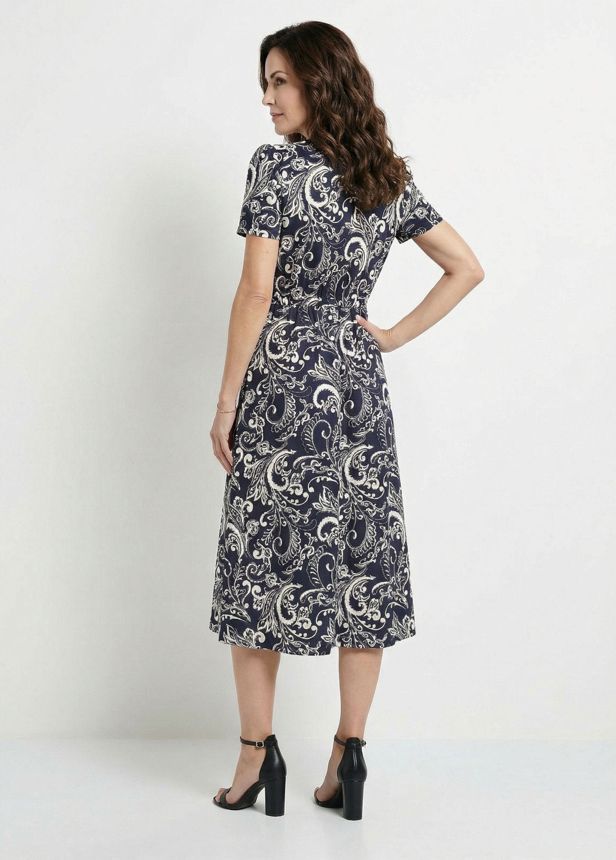 Long_wrap_dress_with_elasticated_waist_Black_and_ecru_DO1_slim