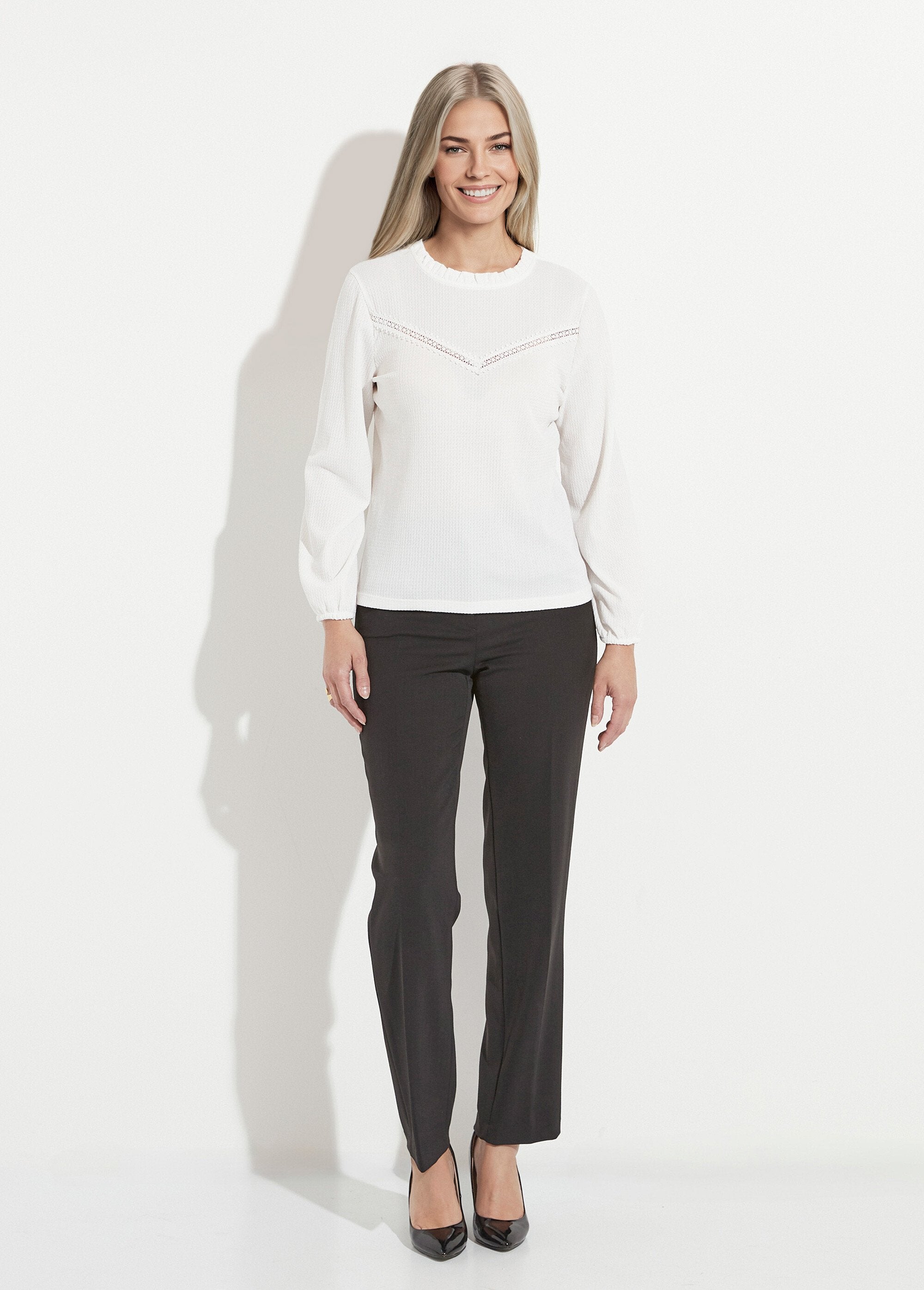 White_T-shirt_with_ruffled_collar_and_waffle_knit_White_SF1_slim