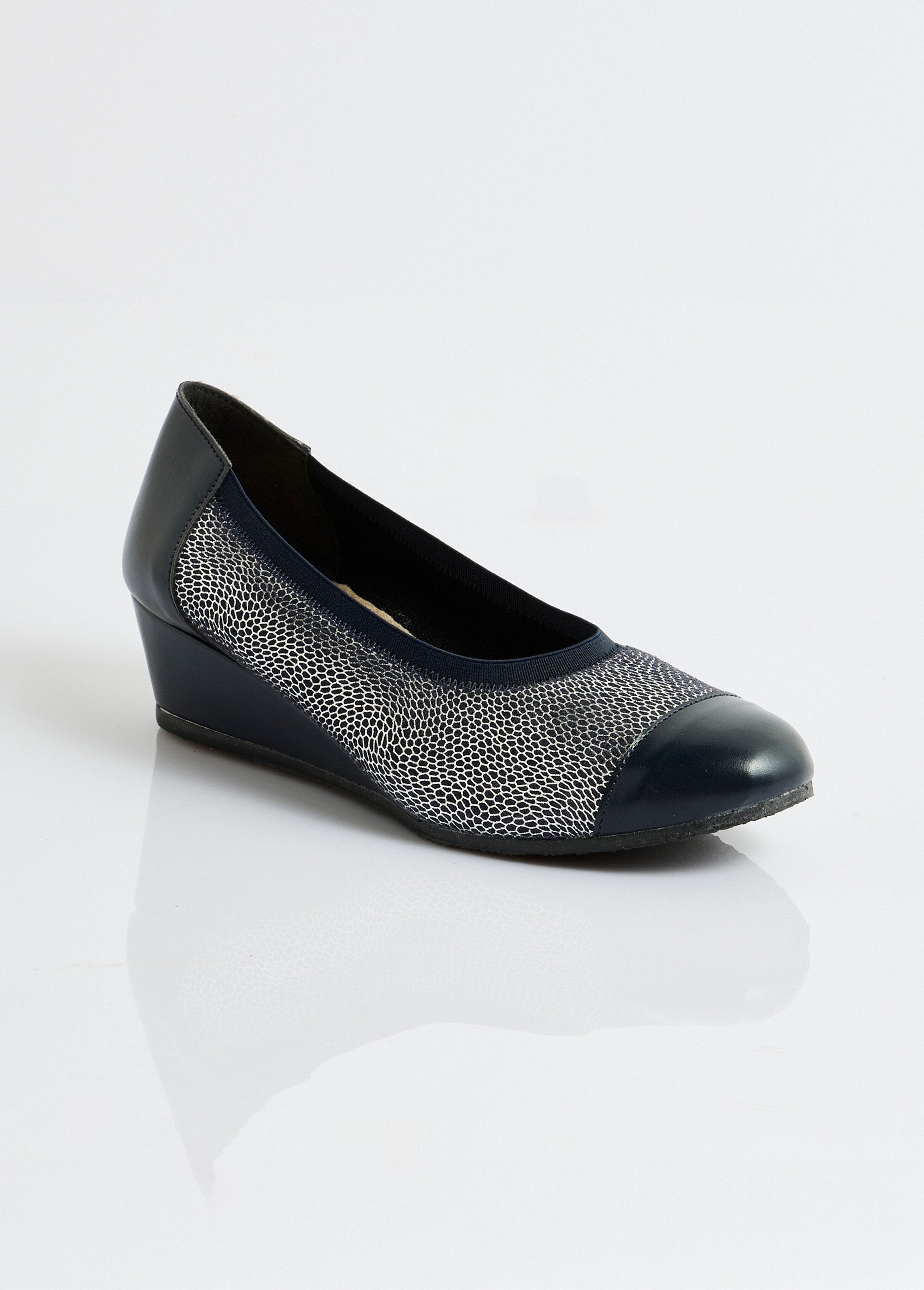 Two-material_comfort_width_leather_wedge_ballerinas_Marine_FA1_slim