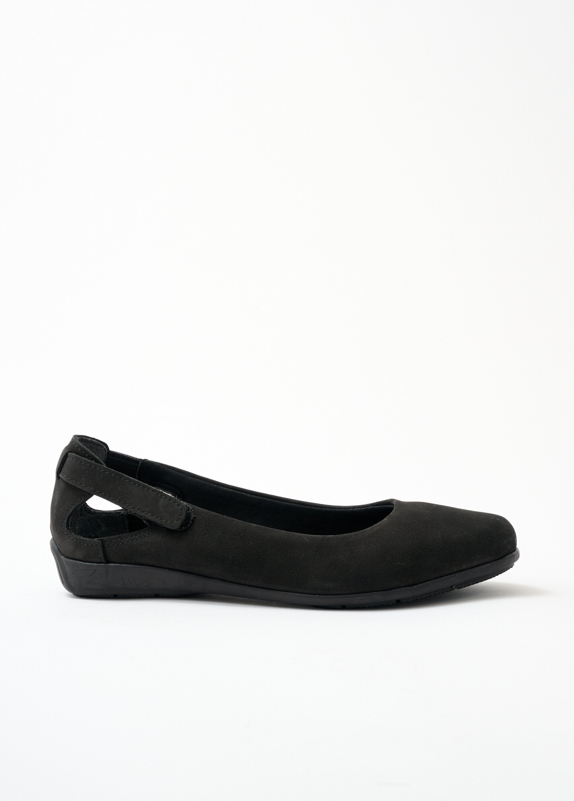 Comfortable_width_velvet_leather_ballerinas_Black_DR1_slim