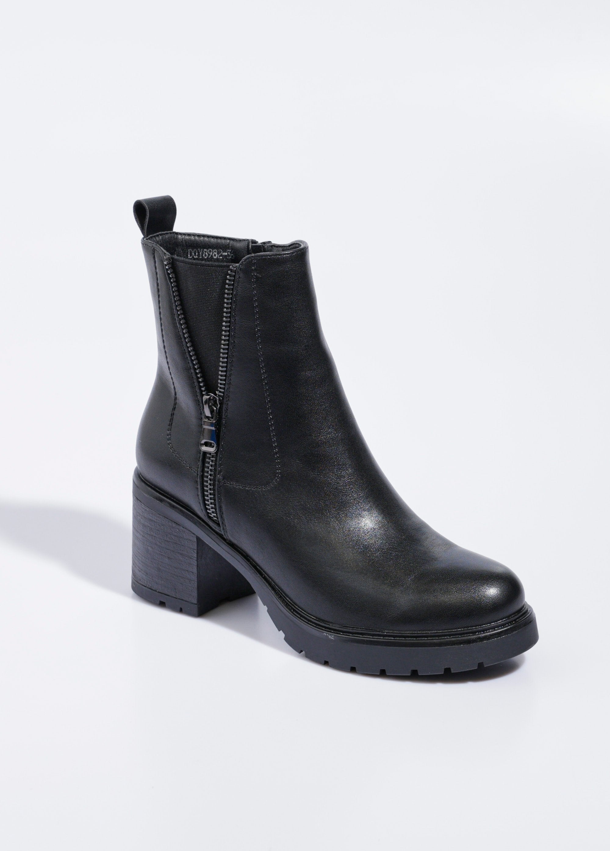 Heeled_boots_with_notched_sole_and_zips_Black_FA1_slim