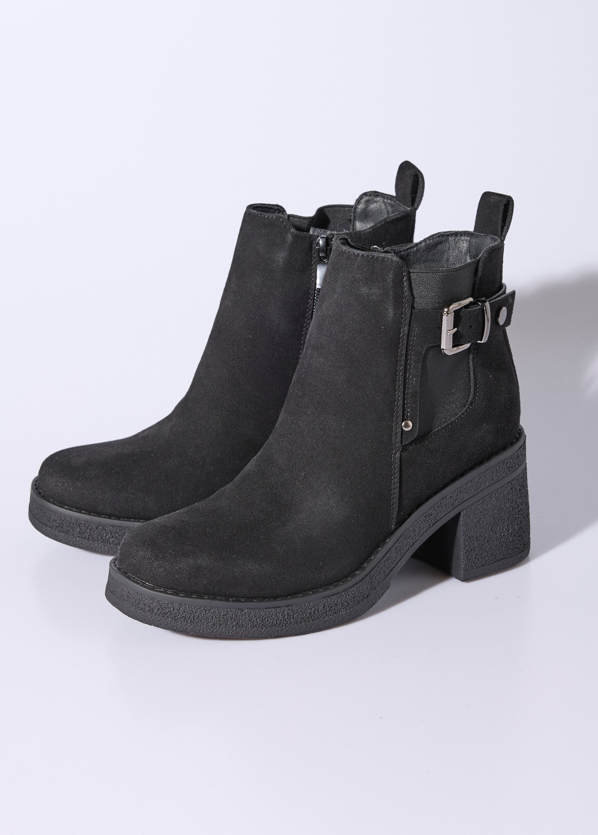 Boots_à_talons_hauts_et_semelle_crêpe_Noir_DE1_slim
