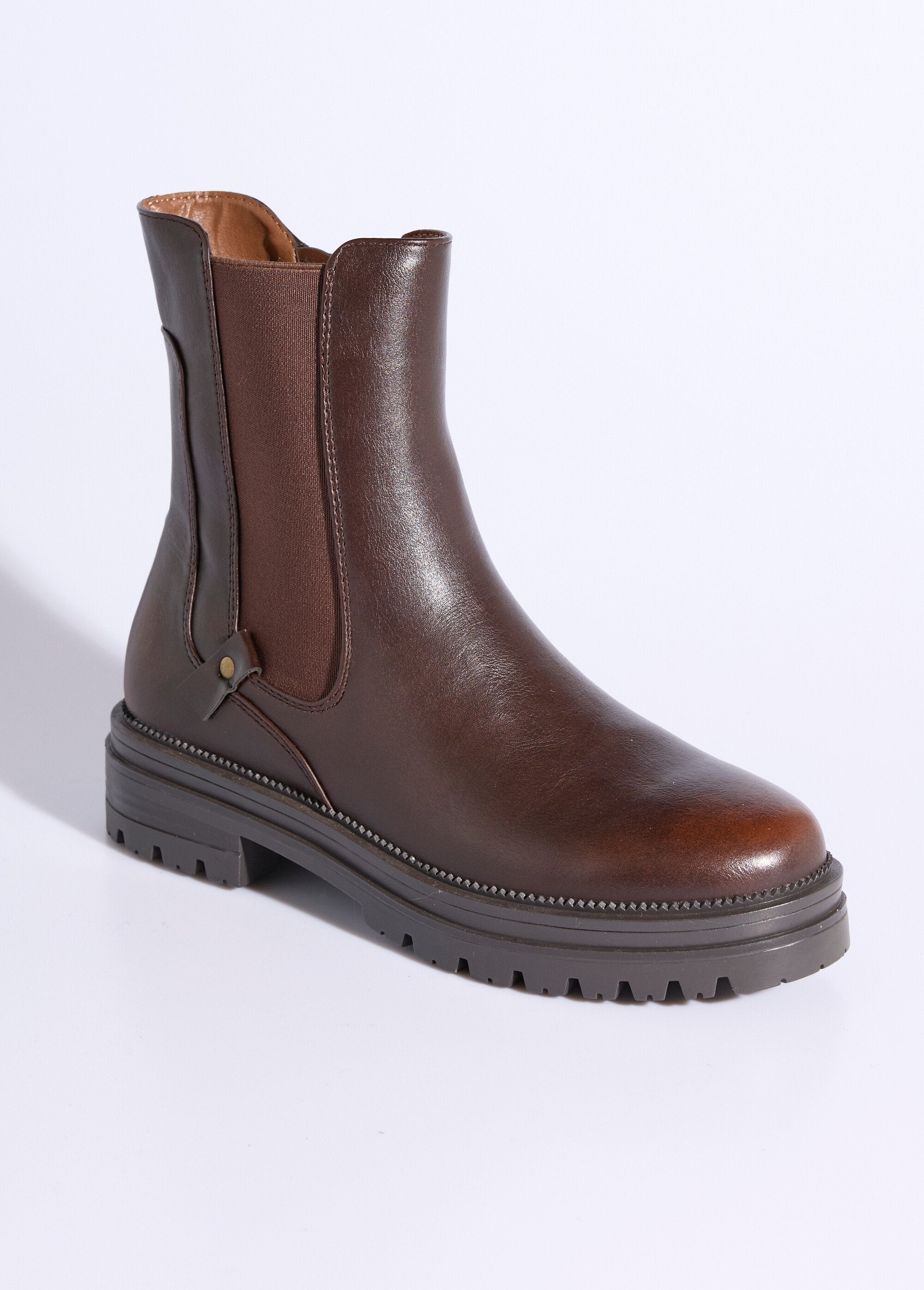 Boots_Chelsea_montantes_semelle_crantée_Marron_FA1_slim