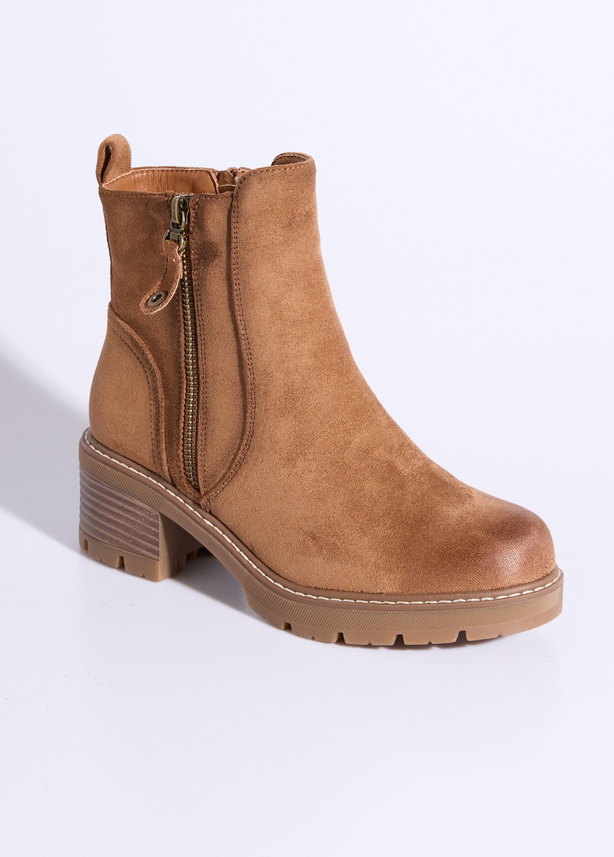 Boots_zippées_à_talon,_bout_effet_used_Camel_FA1_slim