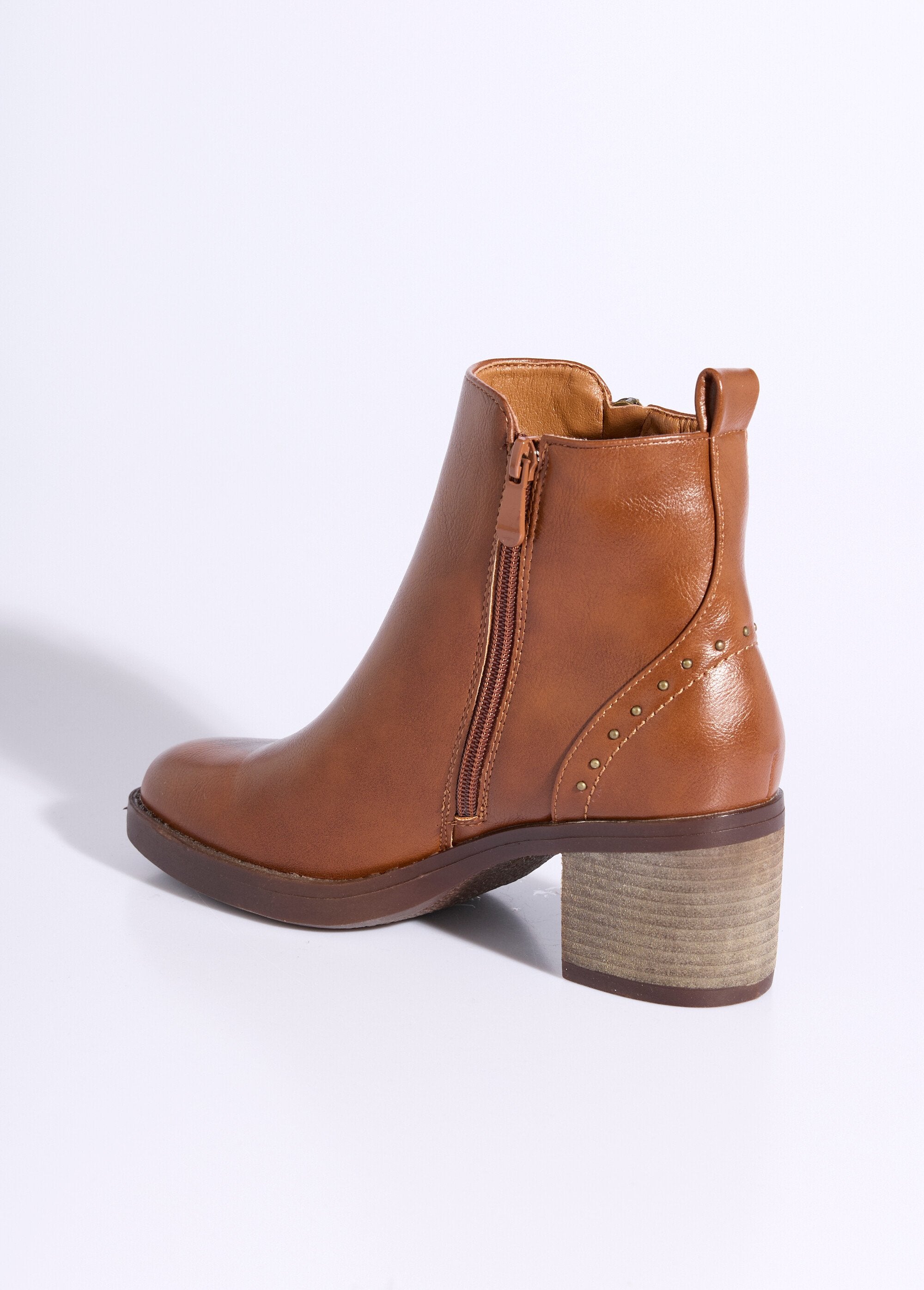 Boots_zippées_à_talon_détails_cloutés_Camel_DO1_slim