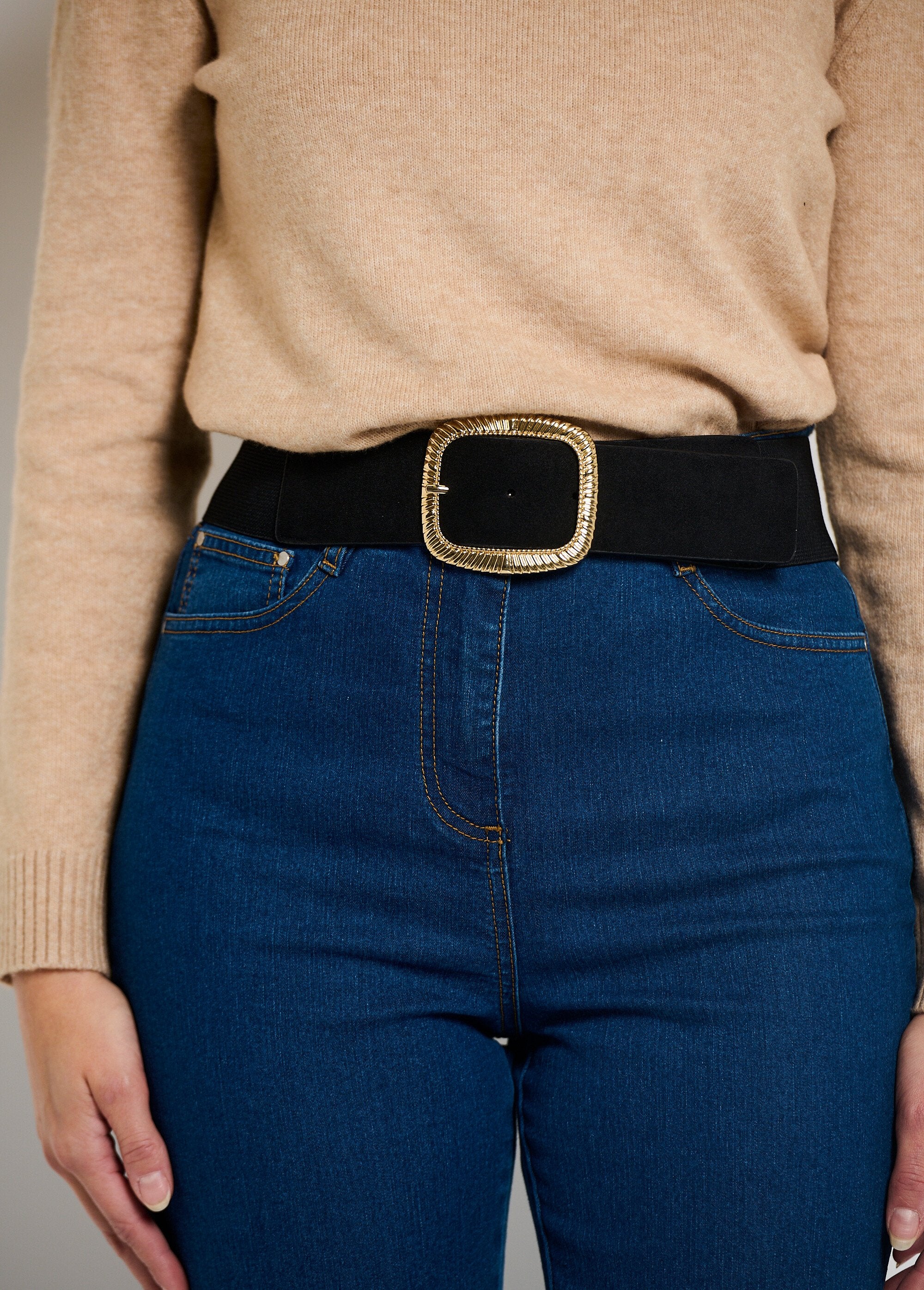 Wide_fancy_belt_with_square_buckle_Black_DE1_slim