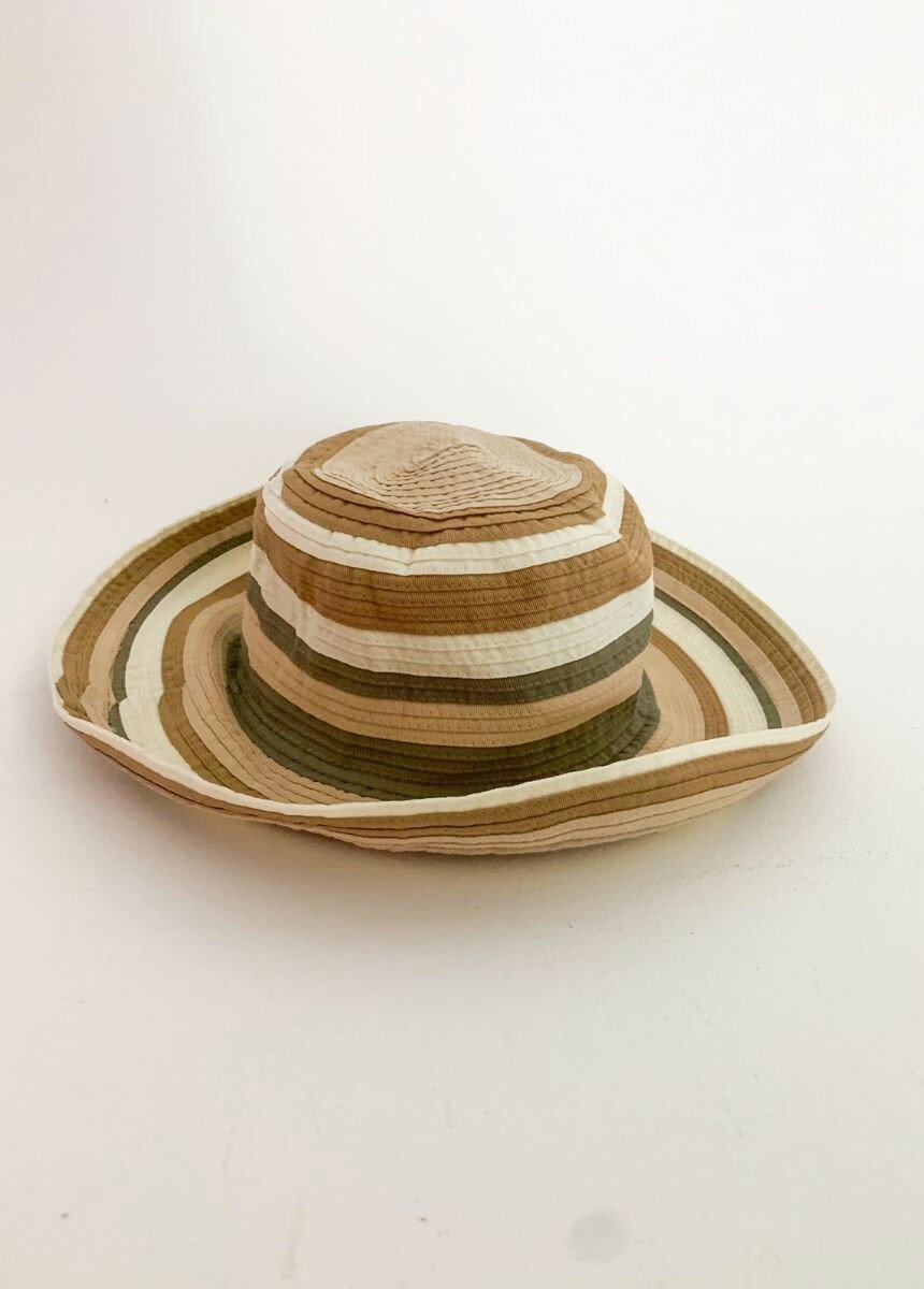 Hat_Beige_stripe_FA1_slim