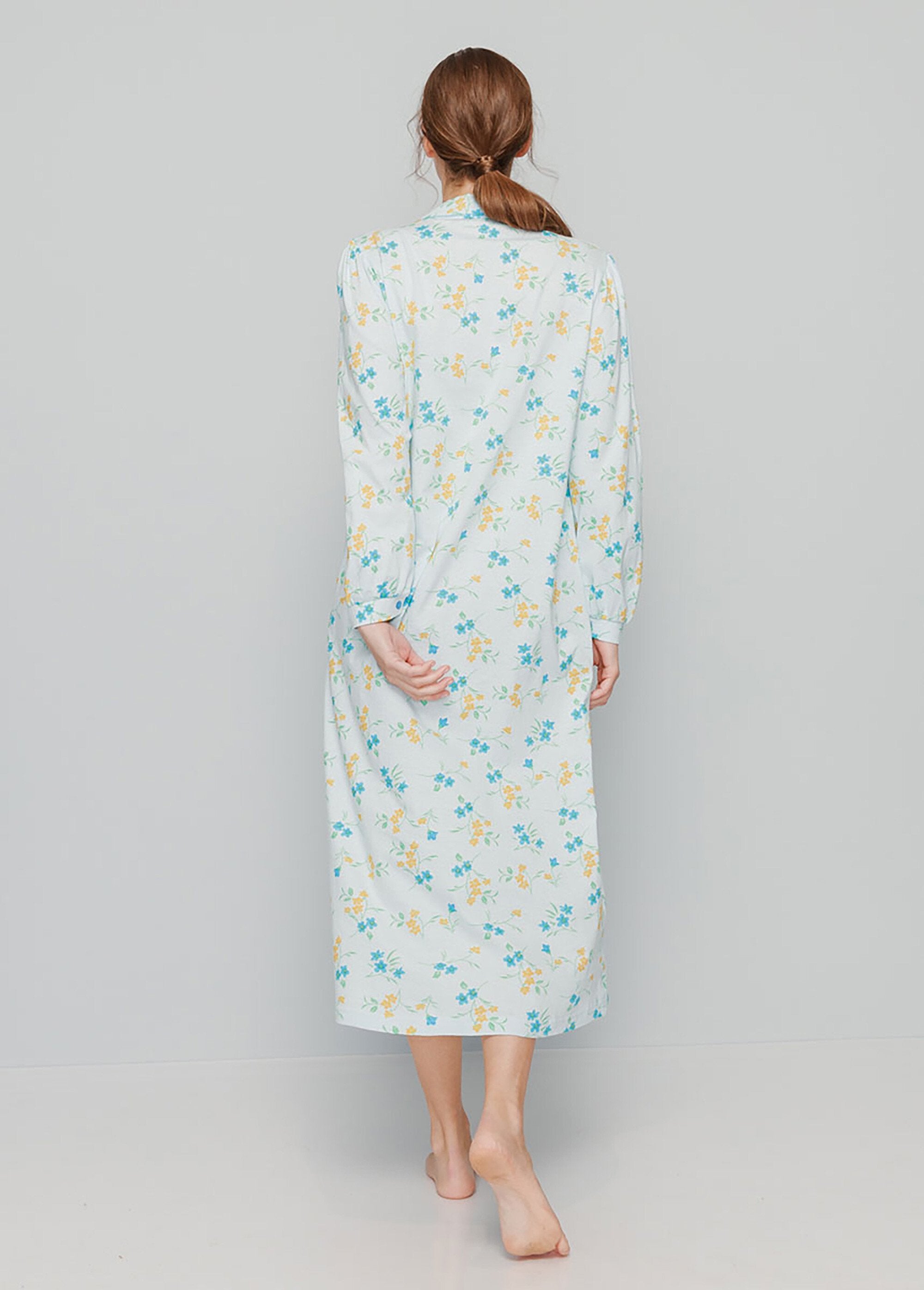 Long-sleeved_printed_nightgown_Blue_DO1_slim