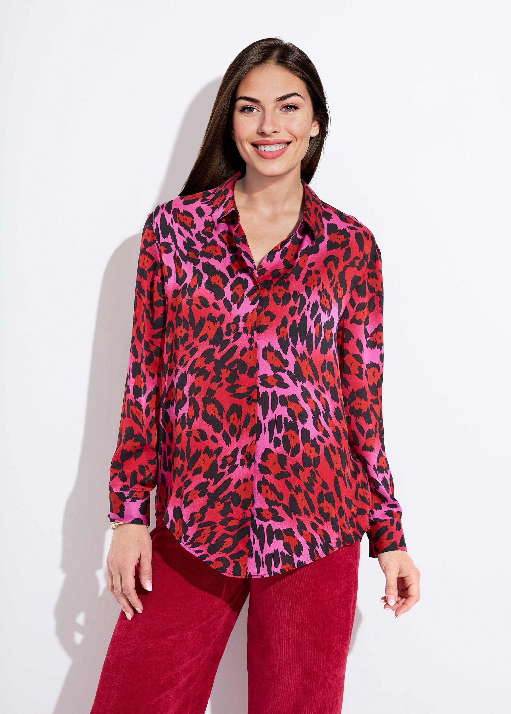 Chemisier_boutonné_satin_manches_longues_Imprime_fuchsia_FA1_slim