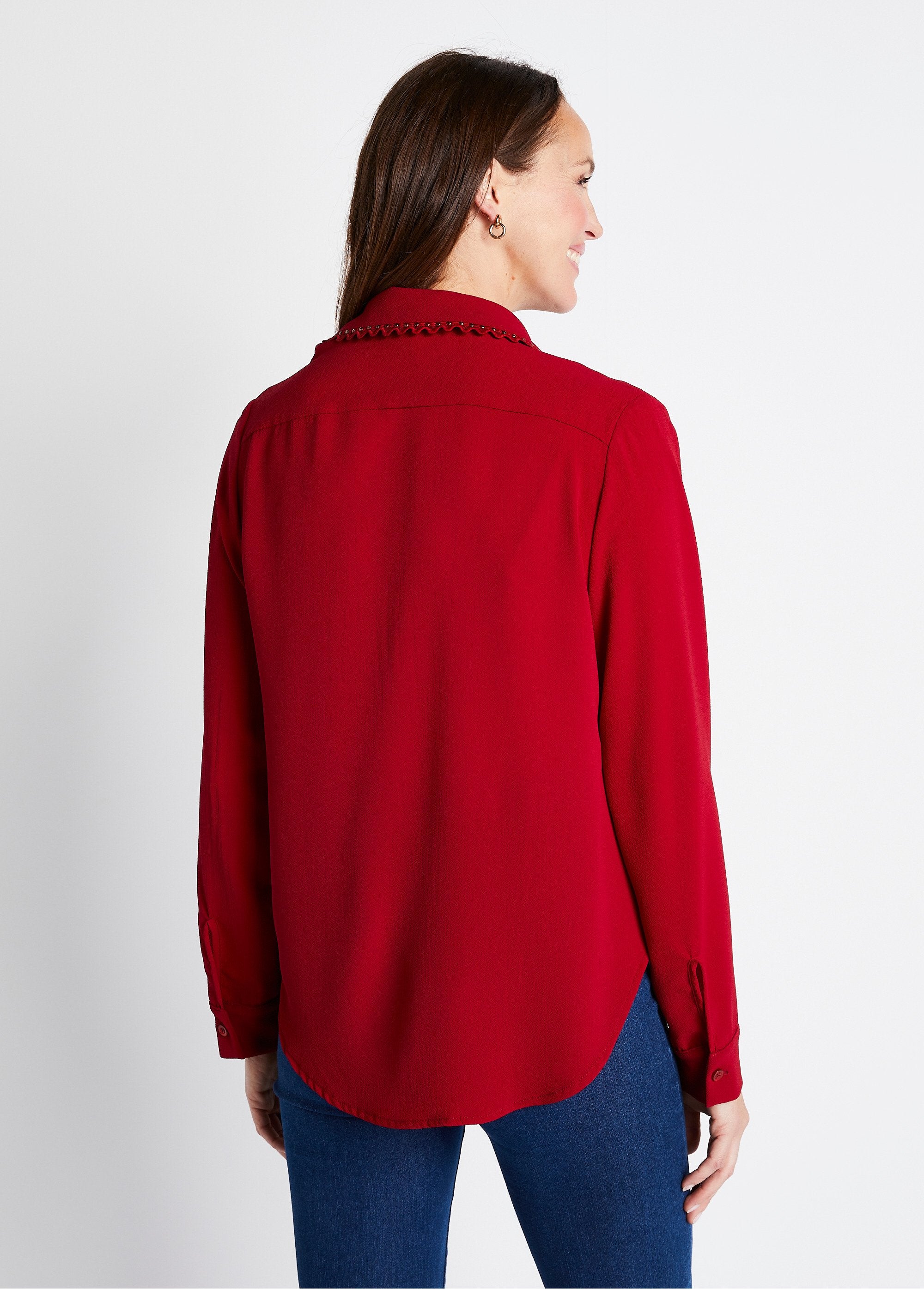 Plain_buttoned_blouse_with_fancy_collar_Red_DO1_slim