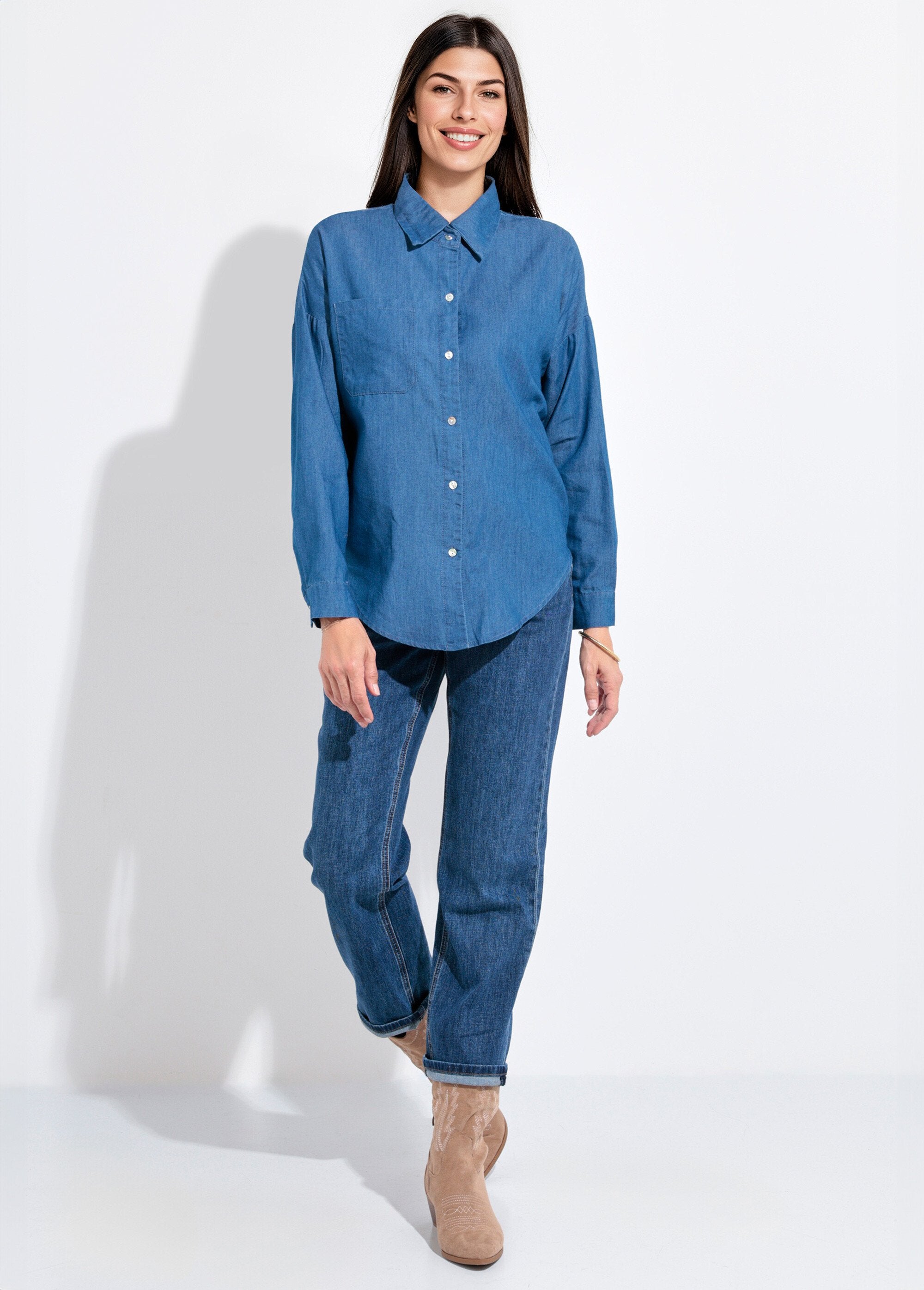 Long-sleeved_chambray_tailored_collar_blouse_Denim_SF1_slim