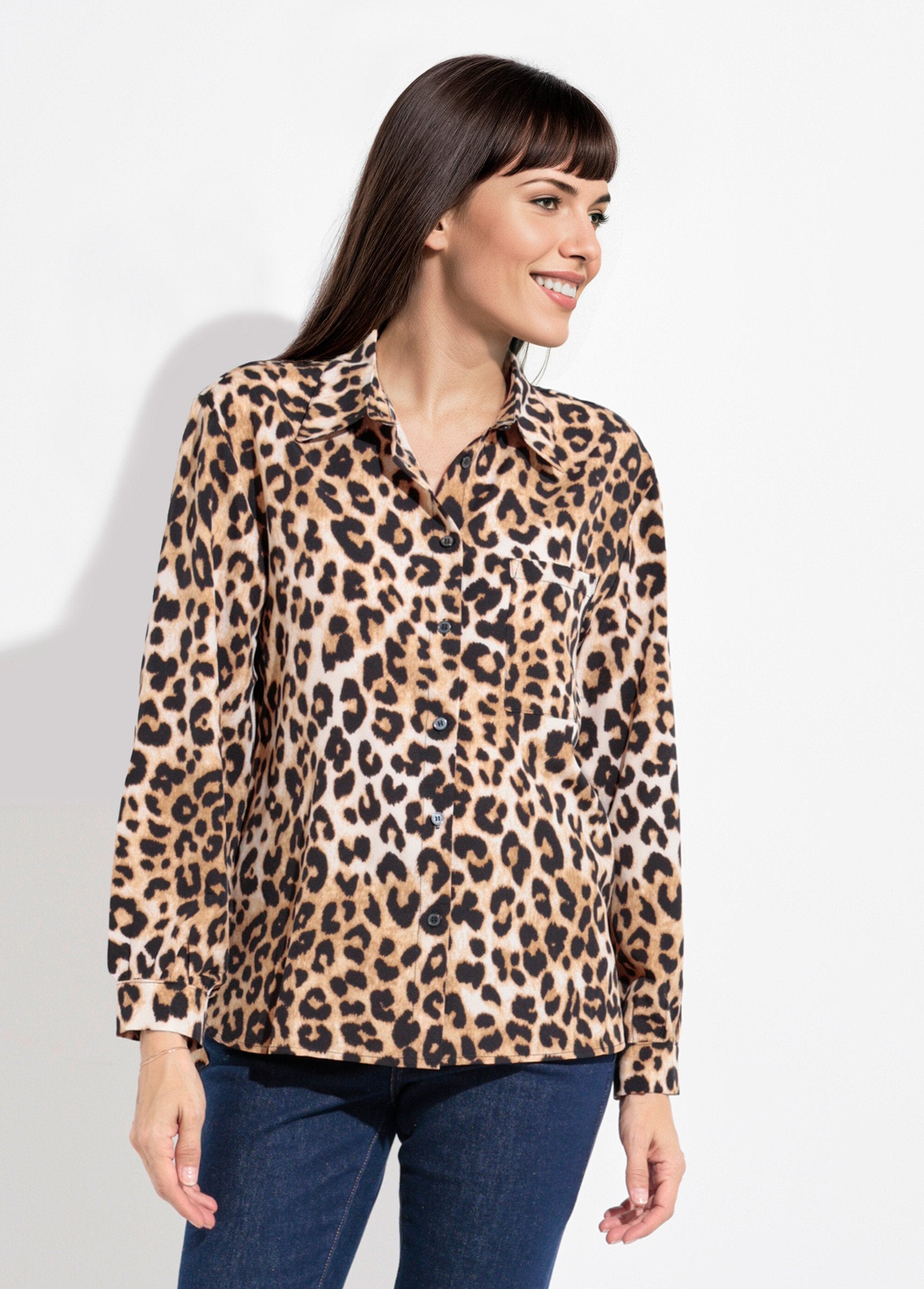 Flowing_leopard_blouse_with_tailored_collar_Leopard_FA1_slim