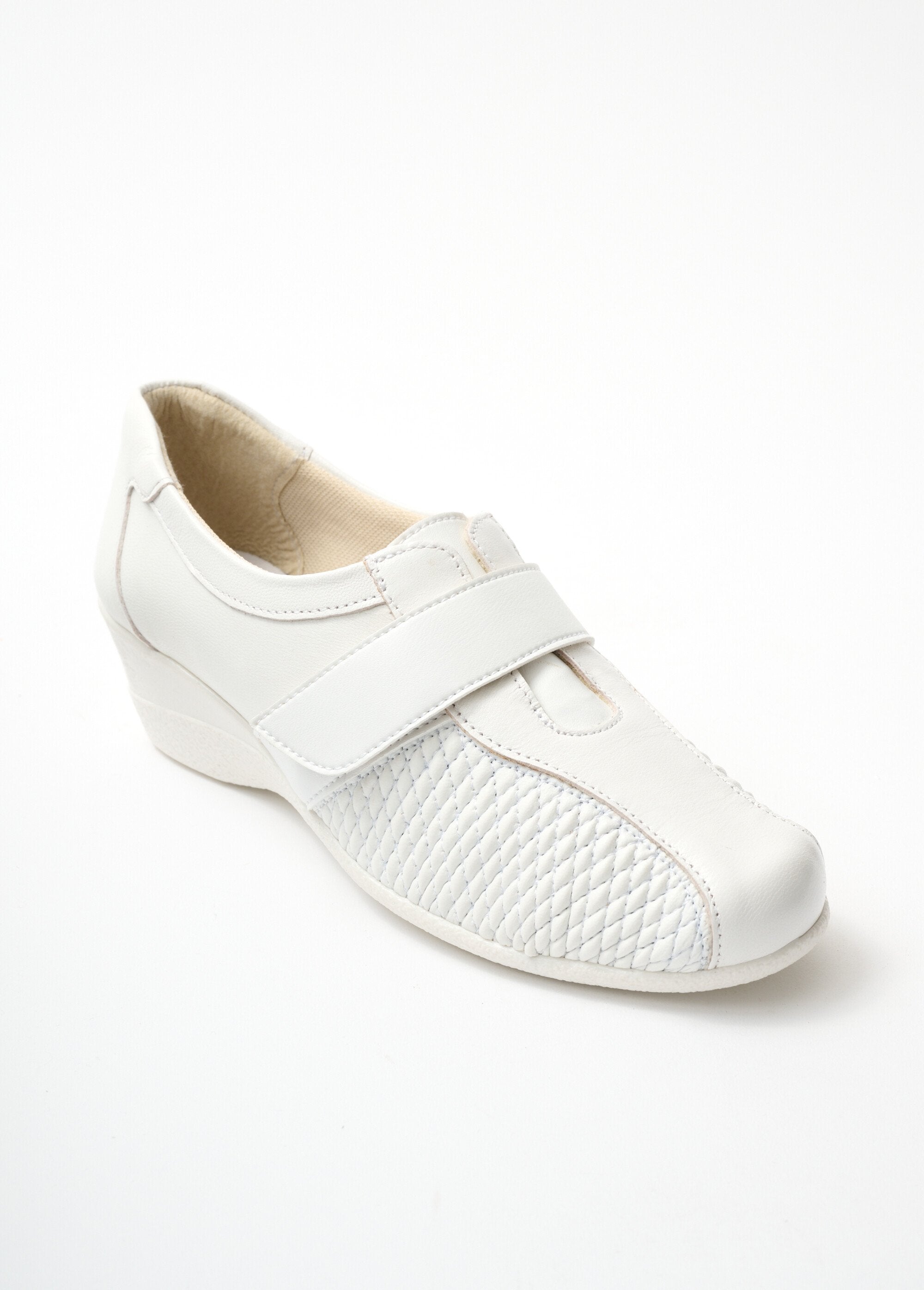 Comfortable_wide_leather_derbies_White_FA1_slim