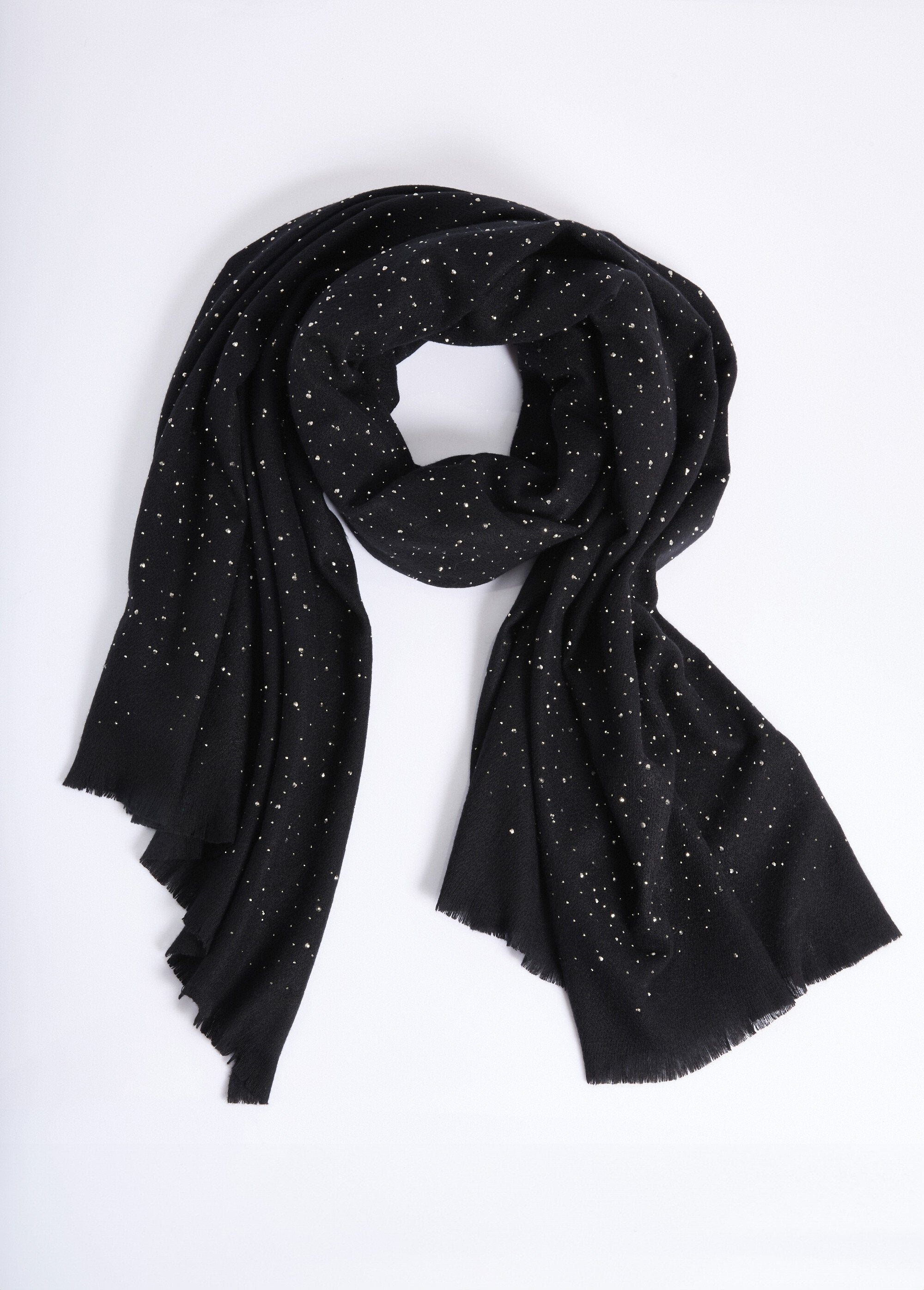 Fine_wool_scarf_with_rhinestones_Black_FA1_slim
