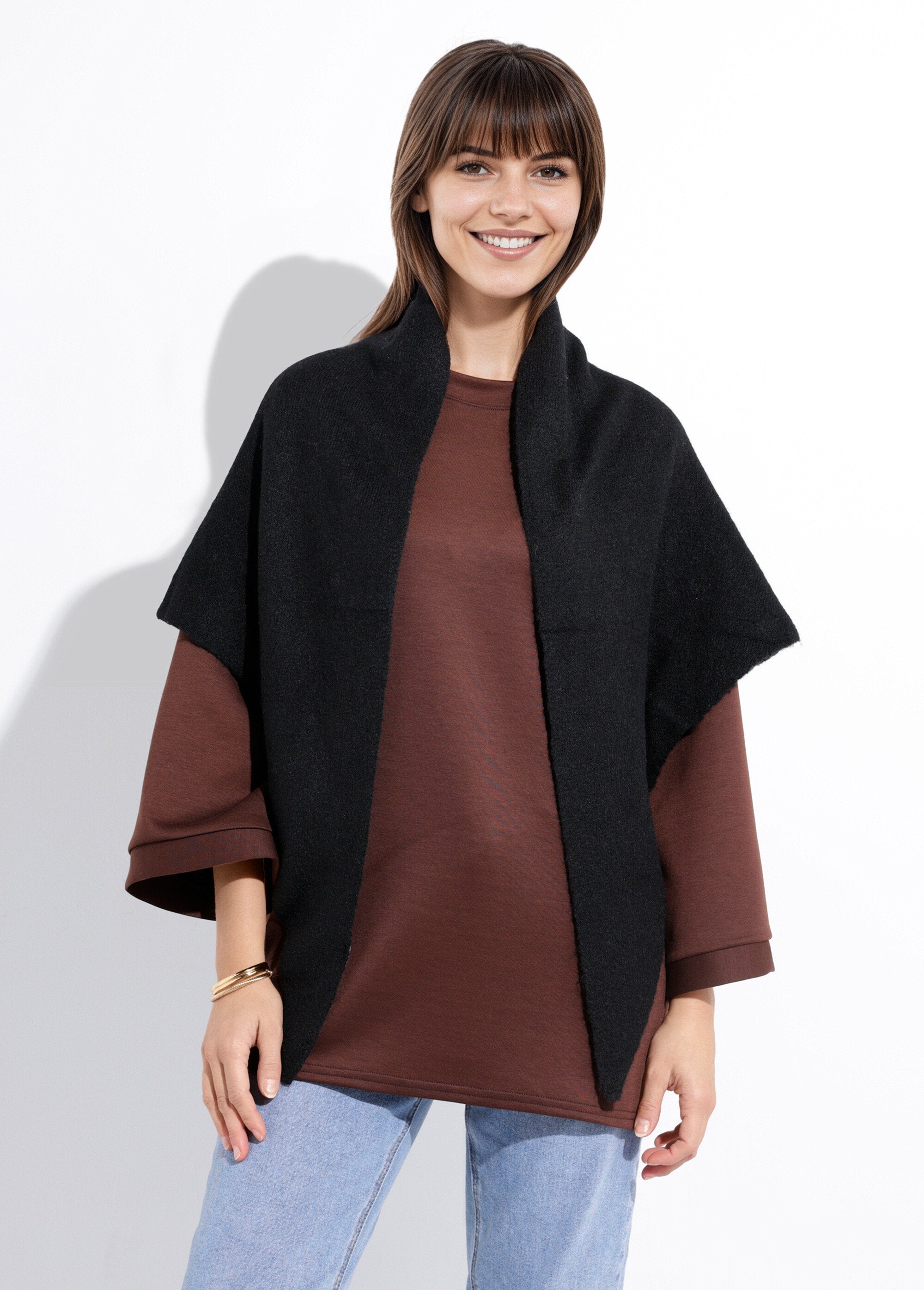 Warm_triangular_scarf,_wool_knit_Black_FA1_slim