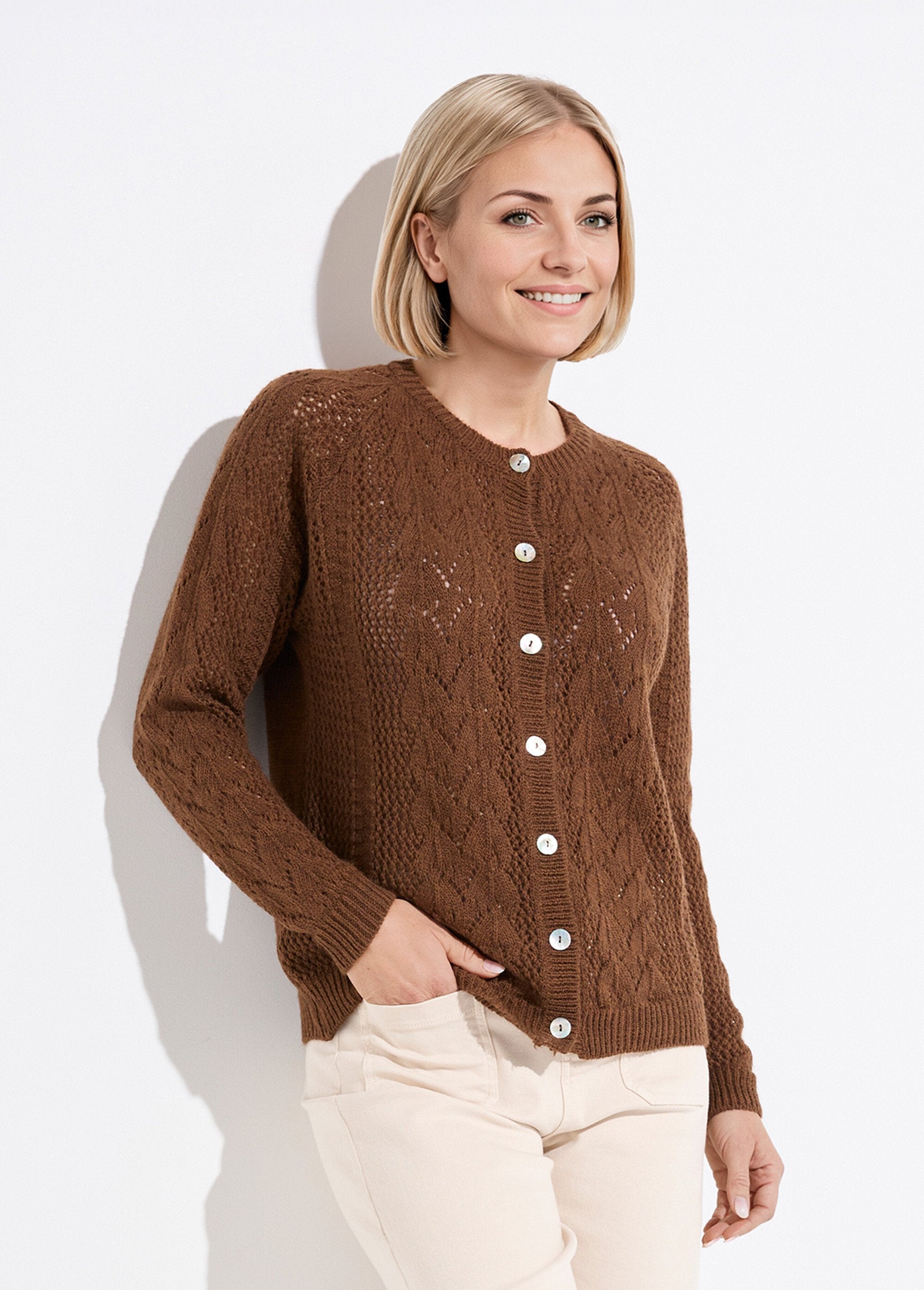 Gilet_boutonné_ajouré_avec_laine_et_cachemire_Noisette_FA1_slim