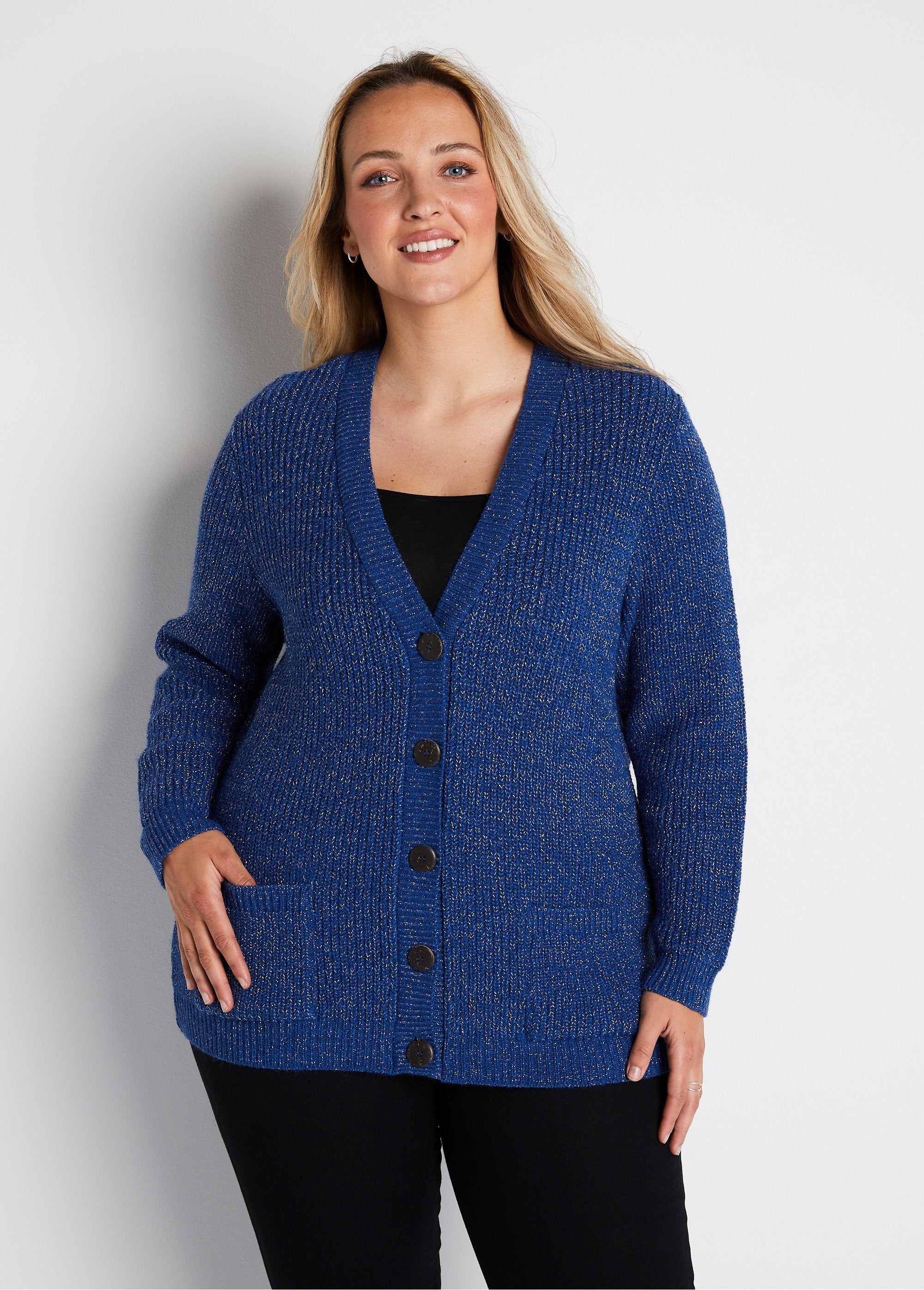 Mid-length_buttoned_cardigan_with_beaded_knit_and_wool_Blue_FA1_curvy