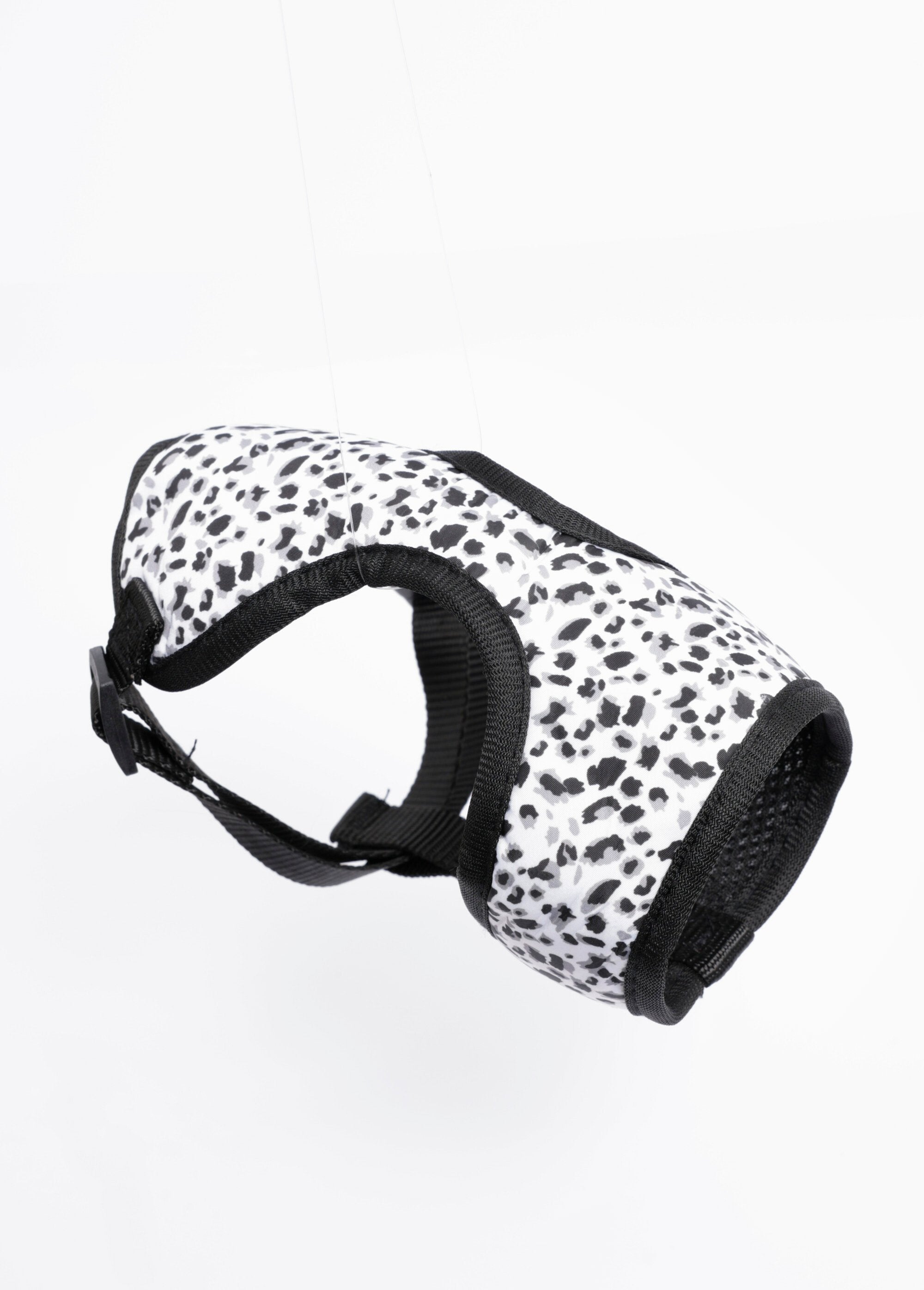 Dog_harness_+_leash_leopard_print_White_DE2_slim