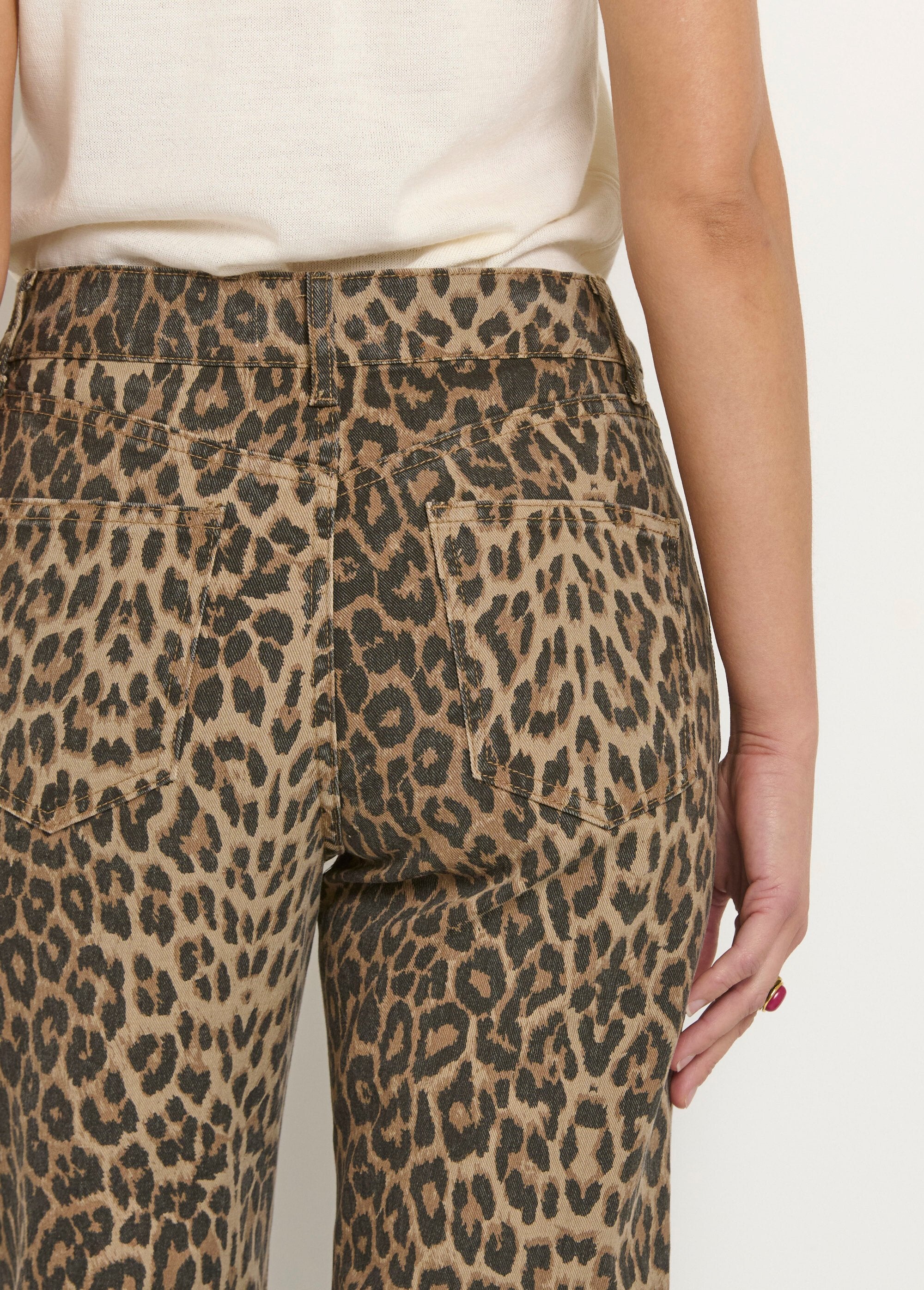 5-pocket_straight_leopard_print_jeans_Leopard_DE2_slim