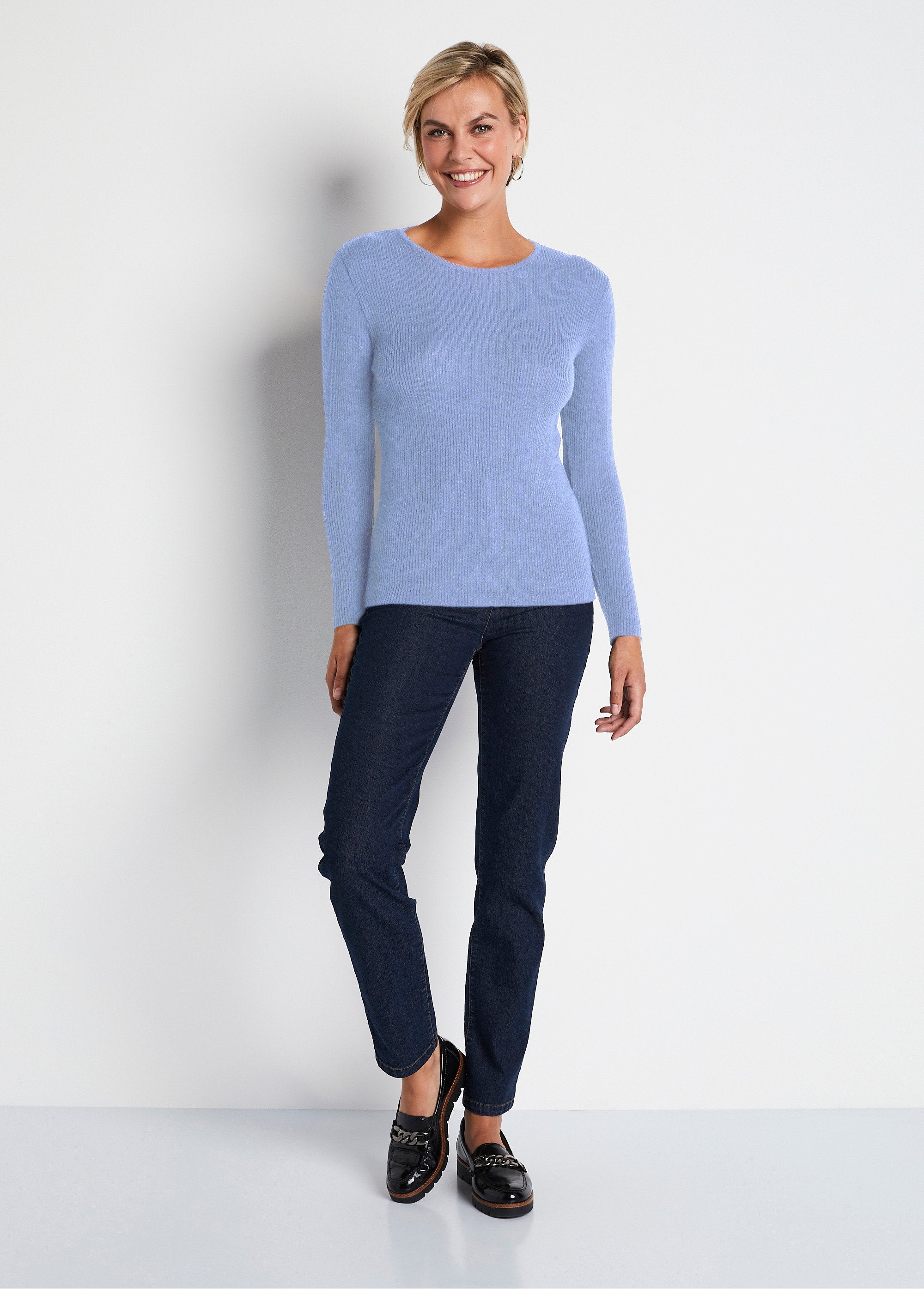 Warm_round_neck_merino_wool_sweater_Blue_SF1_slim