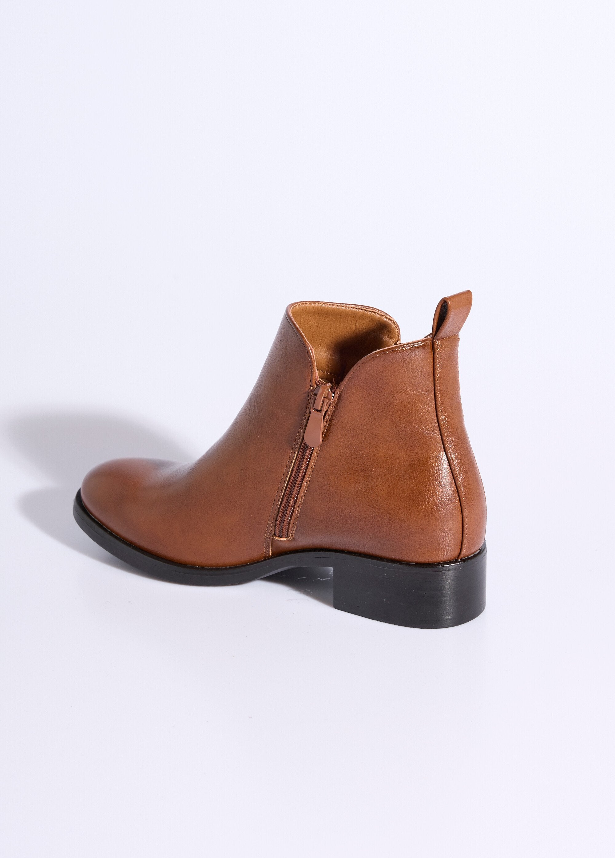 Low_boots_à_talon_large_et_zip_déco_Camel_DO1_slim
