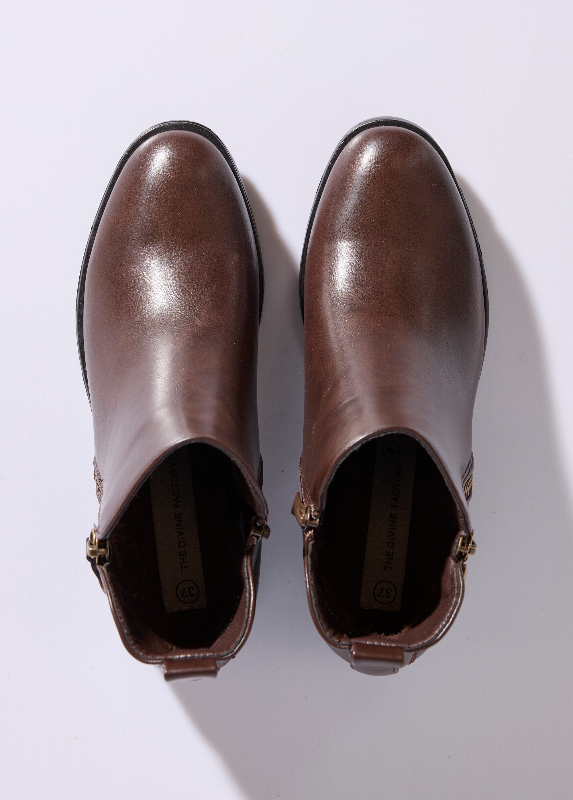 Low_boots_à_talon_large_et_zip_déco_Marron_OV1_slim