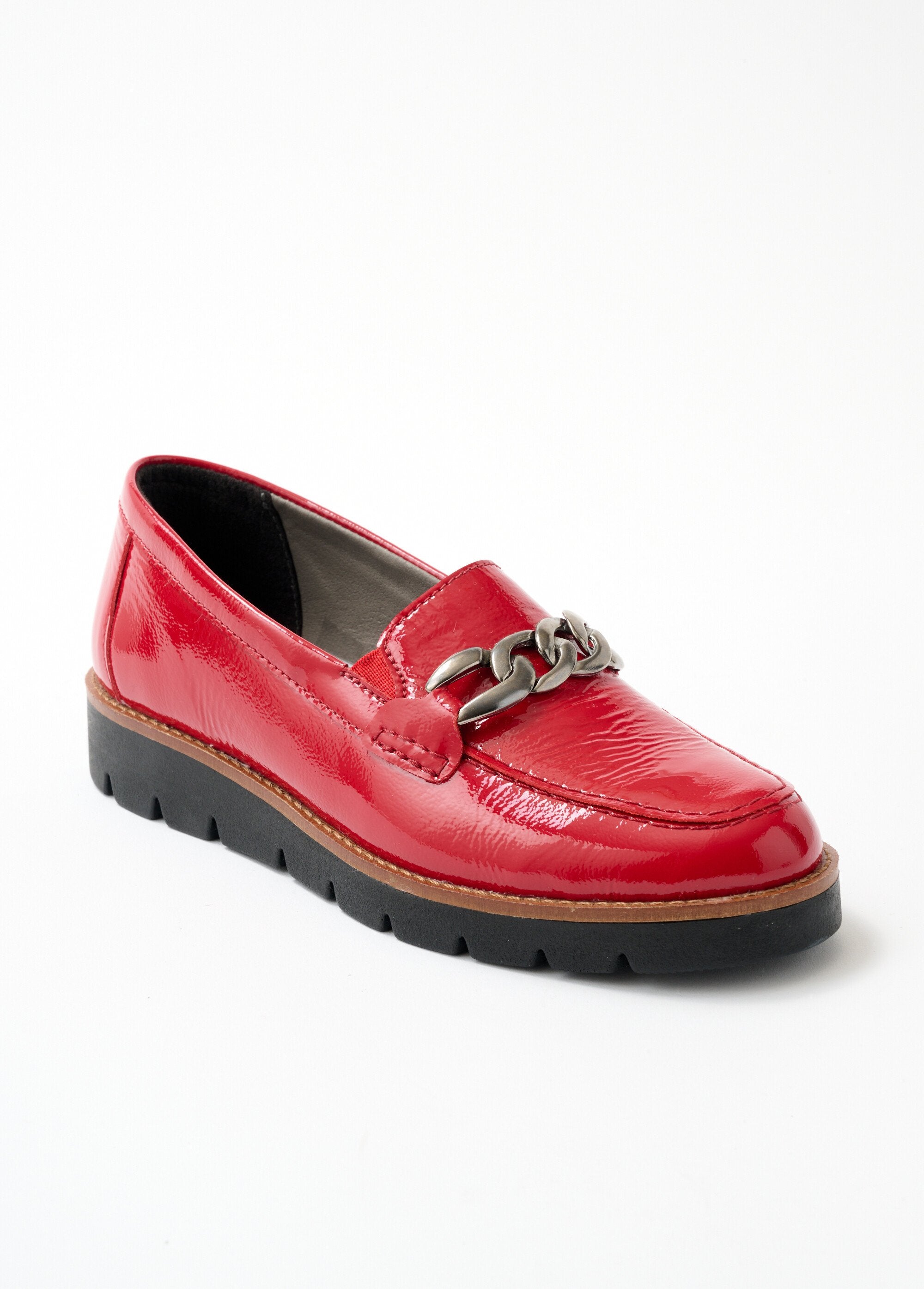 Wide-width_leather_link_chain_moccasins_Red_varnish_FA1_slim