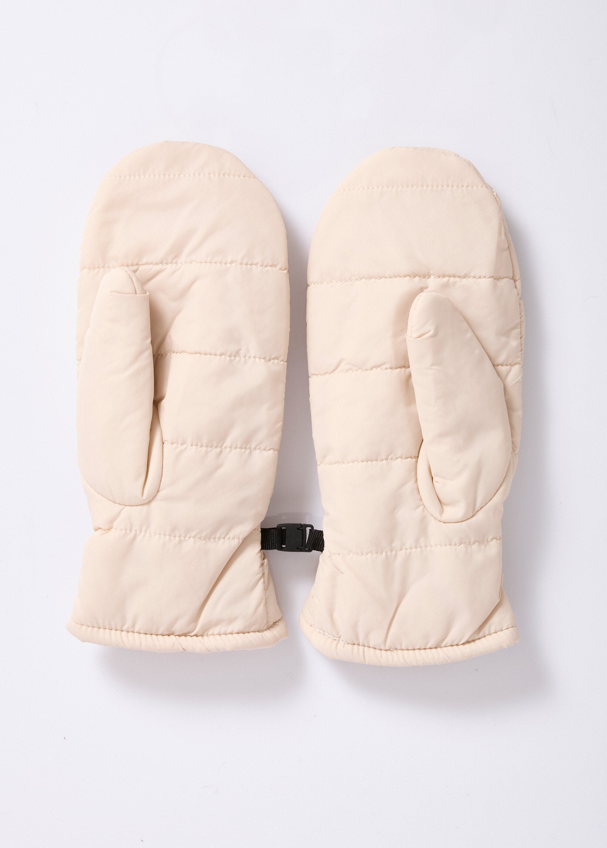 Warm_quilted_mittens_with_stitching_Beige_DE1_slim