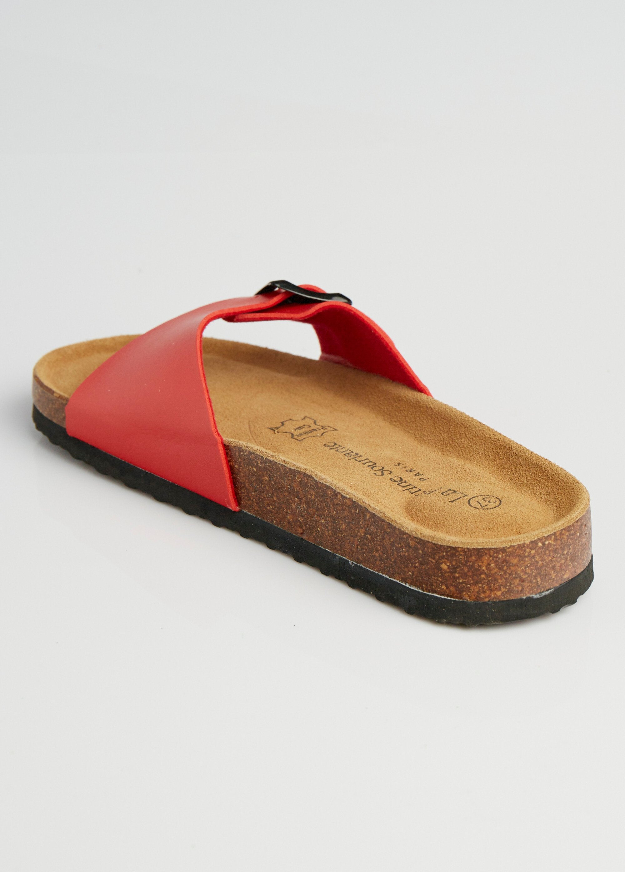 Mules_with_buckle_and_anatomical_sole_Red_DO1_slim