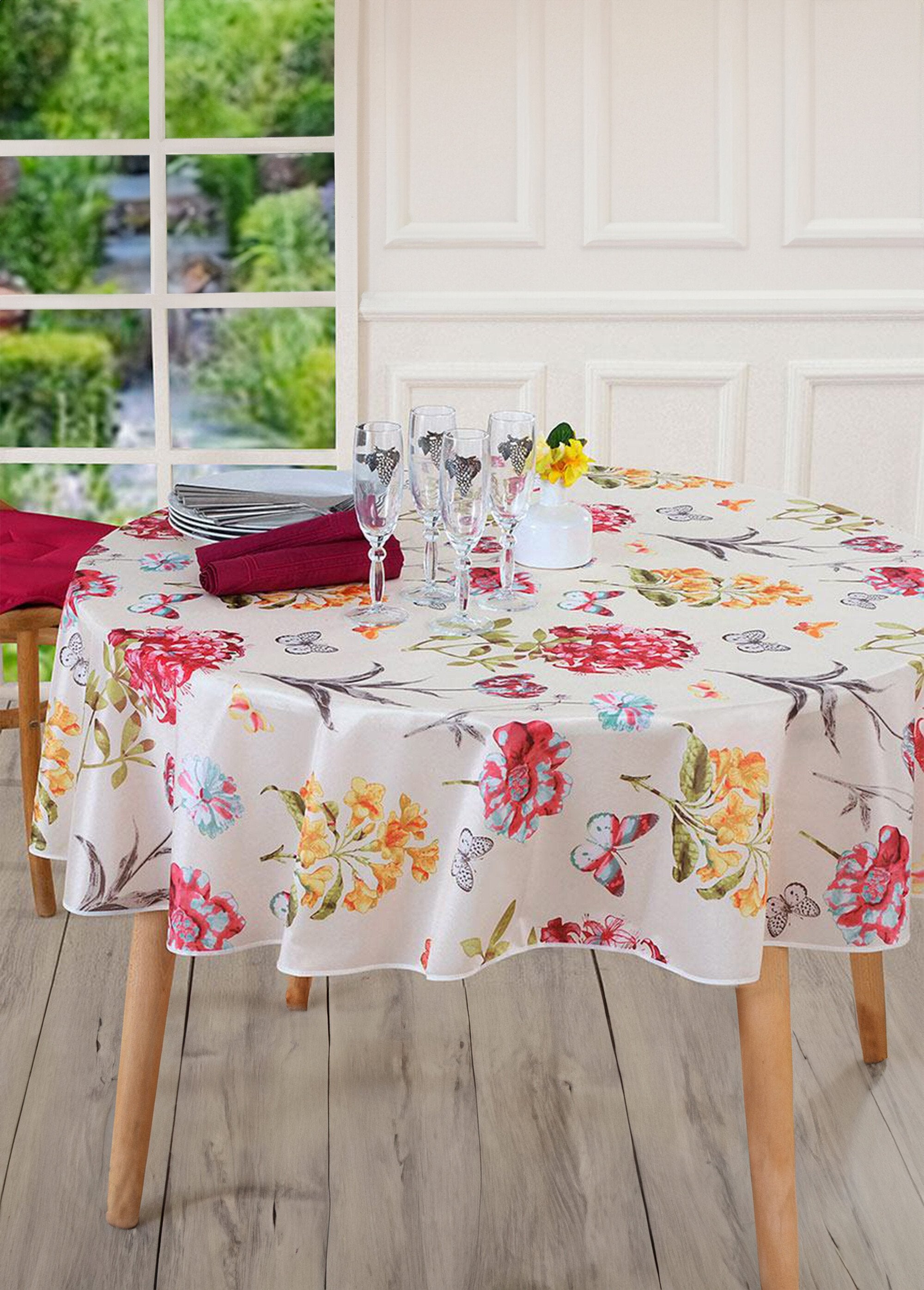 Floral_tablecloth_falling_soft_Printed_DE1_slim