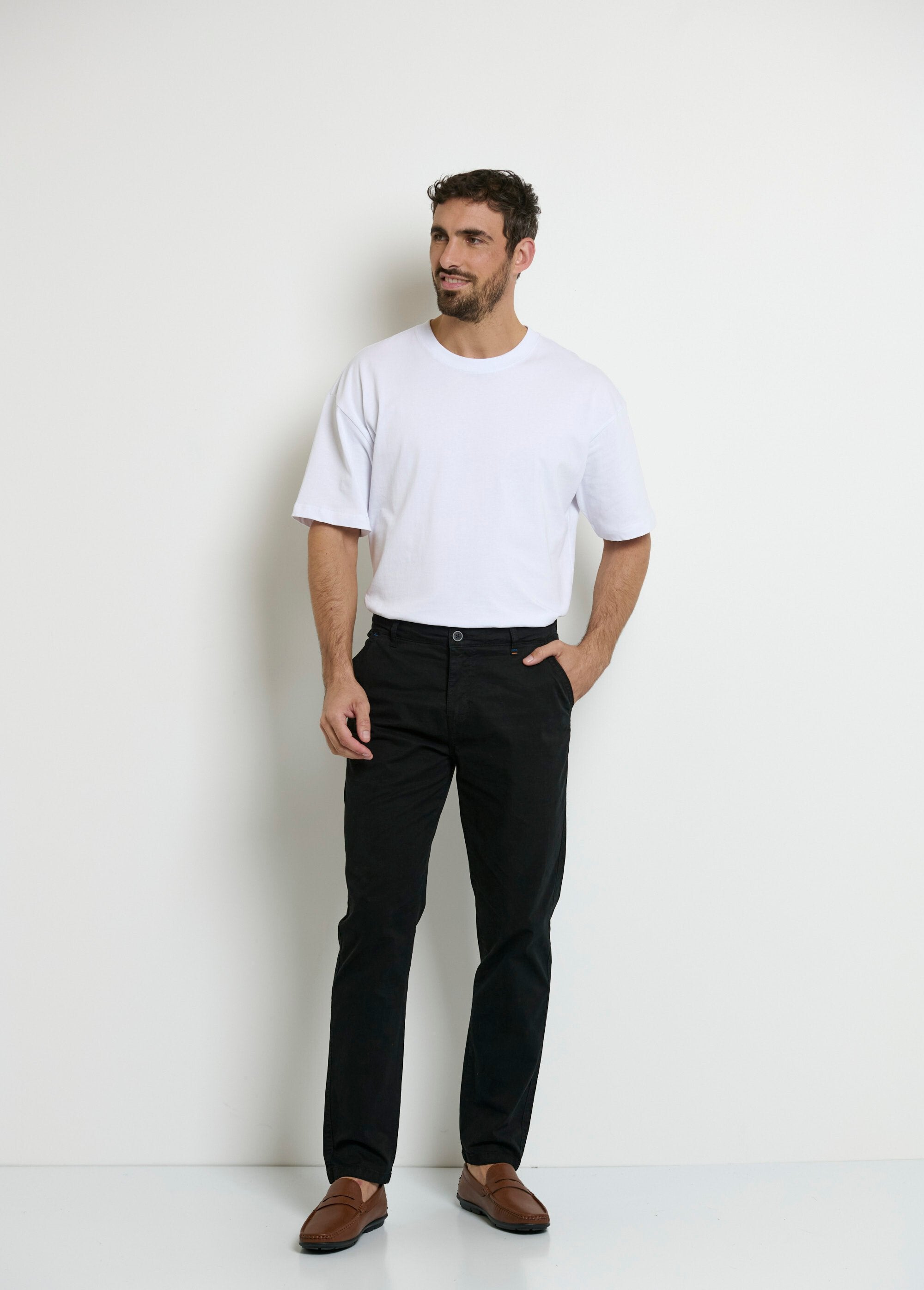 Men's_chino_pants_Black_SF1_slim