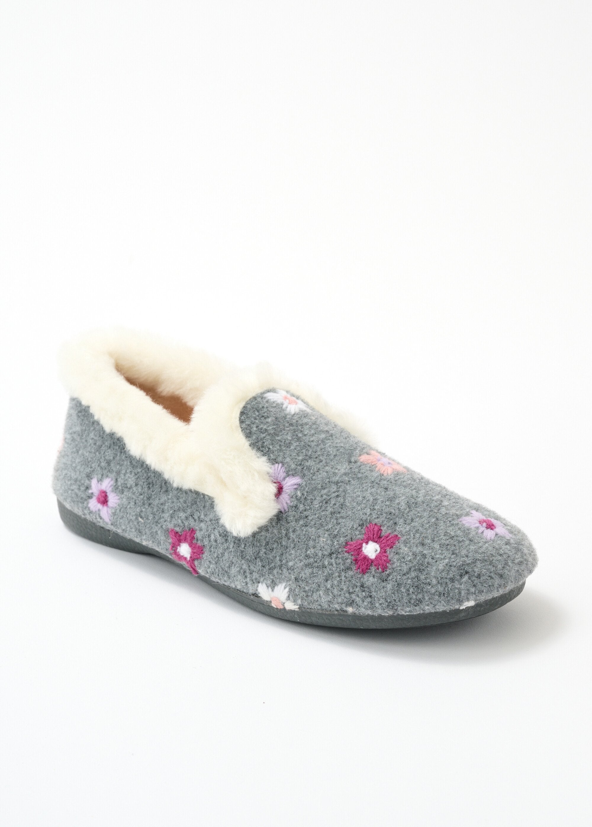 Faux_fur_comfort_width_slippers_Gray_FA1_slim