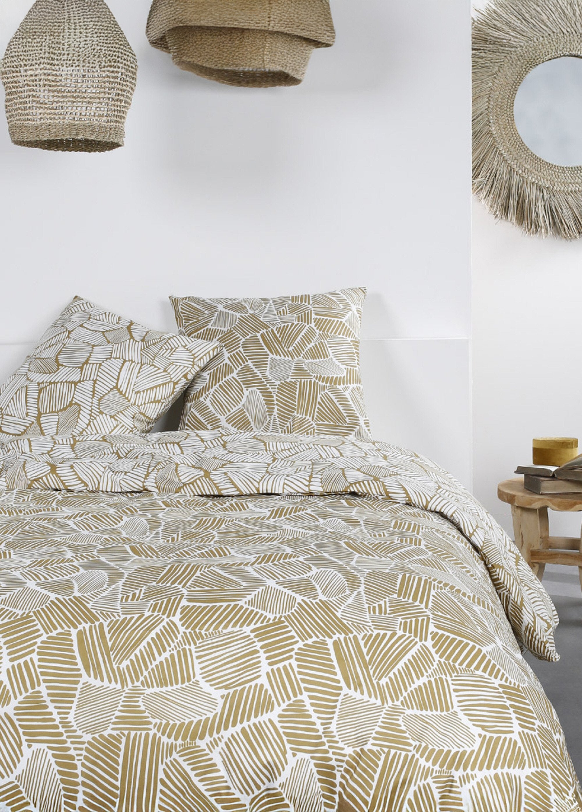 Pure_cotton_bedding_set,_240_x_220cm,_Africa_Beige_FA1_slim