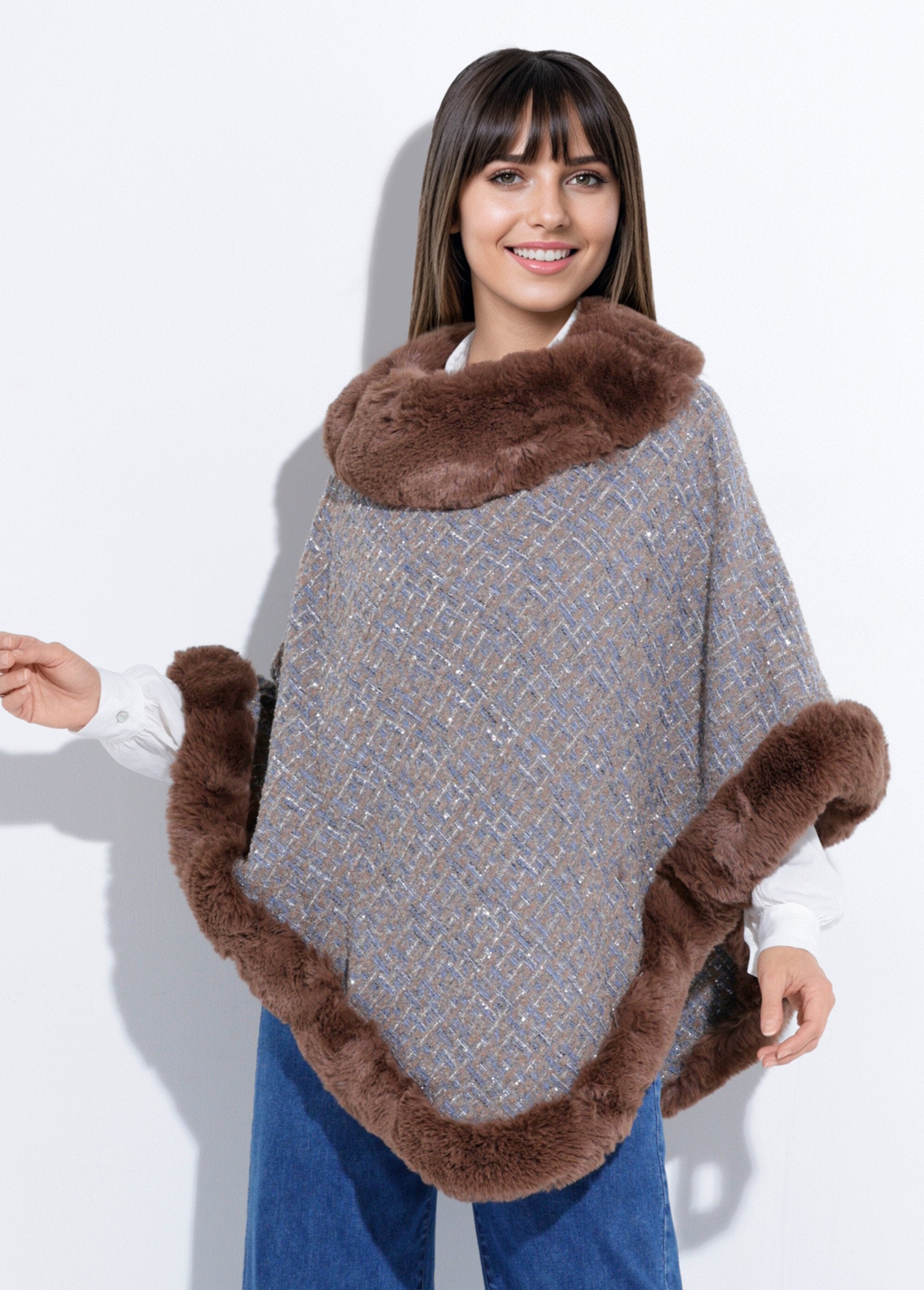 Checkered_poncho_cape_with_fur_details_Brown_and_blue_FA1_slim