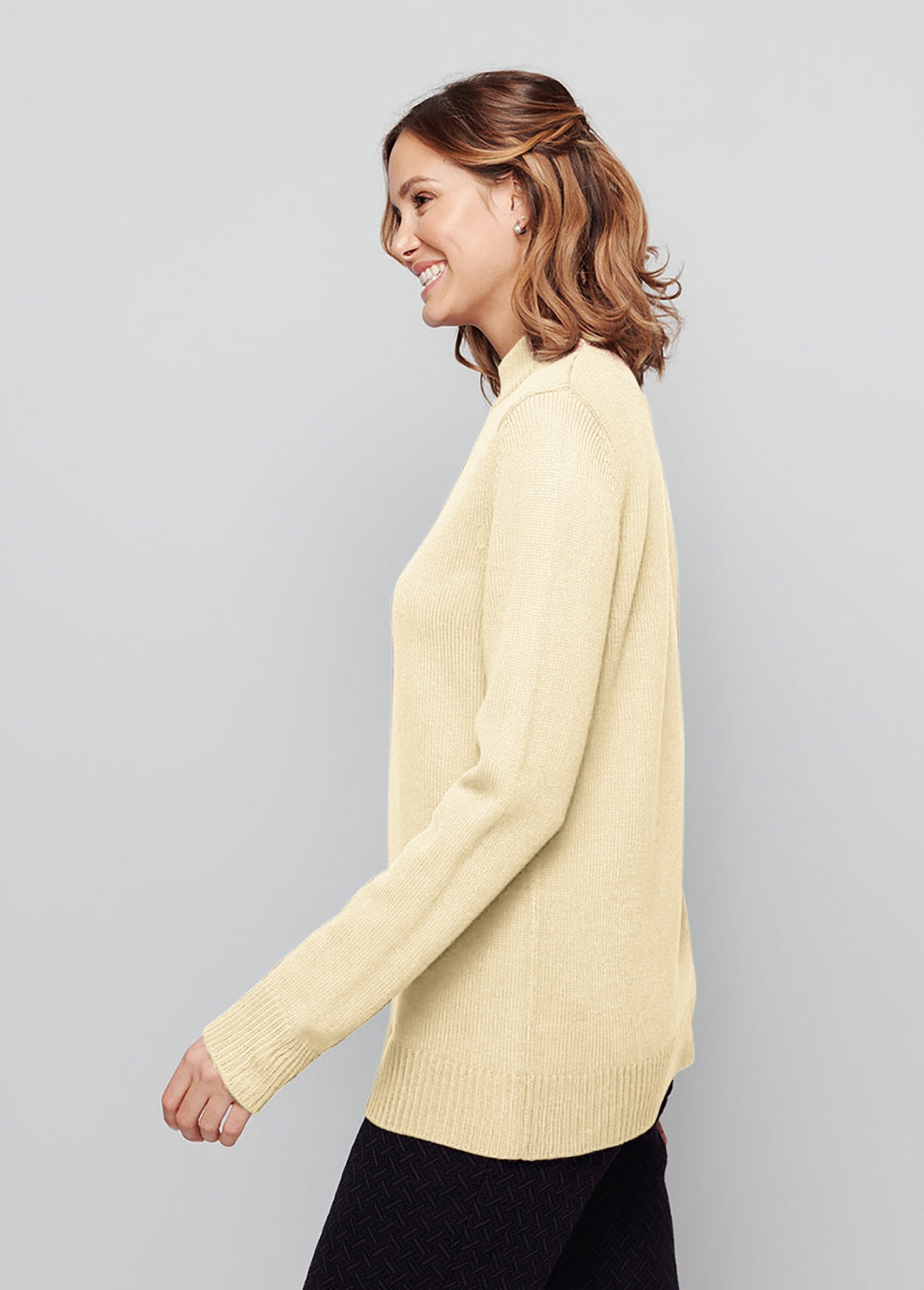 Thick_knit_high_neck_sweater_Ecru_DR1_slim