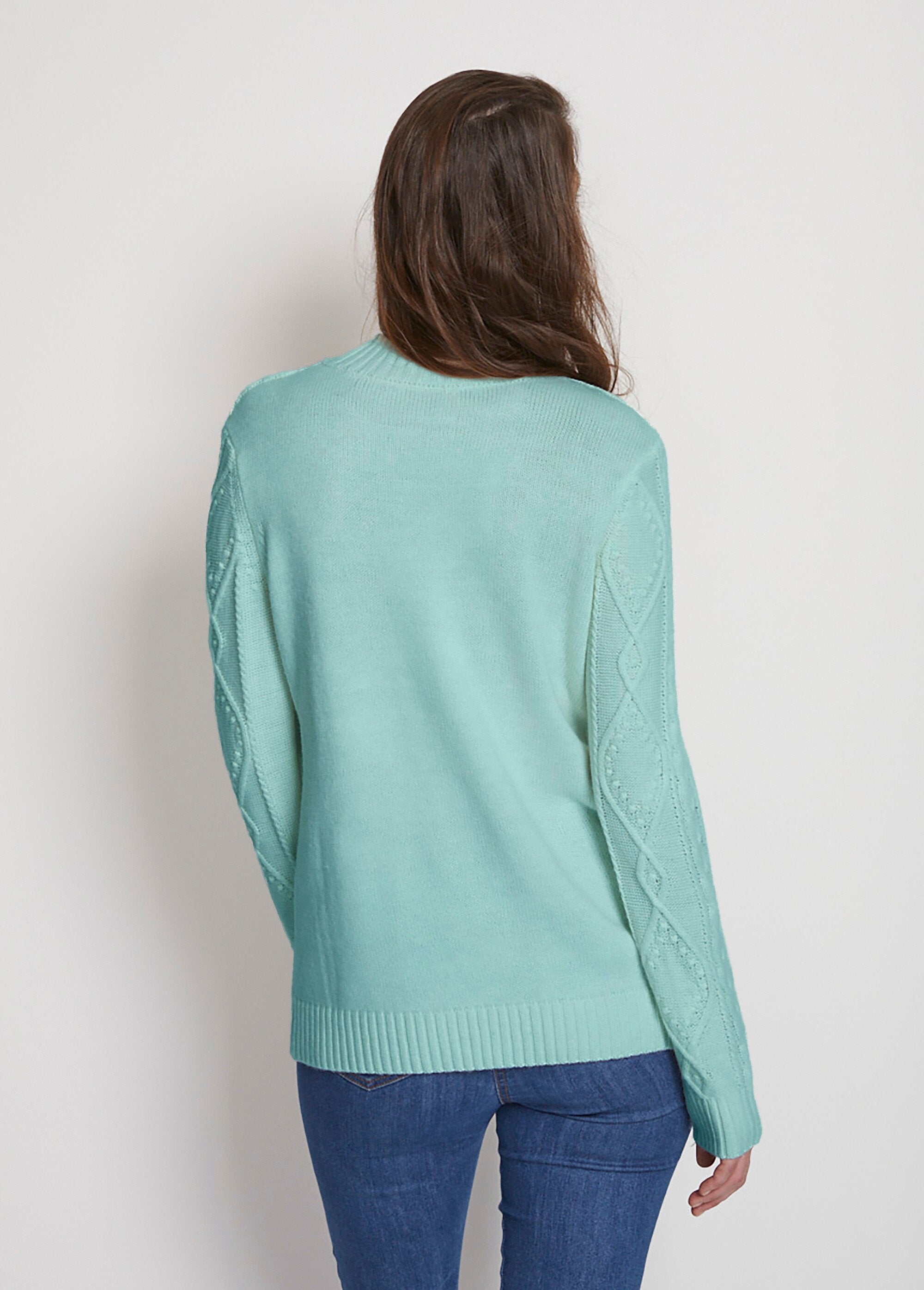 Short_warm_sweater_with_cable_high_collar_Green_DO1_slim