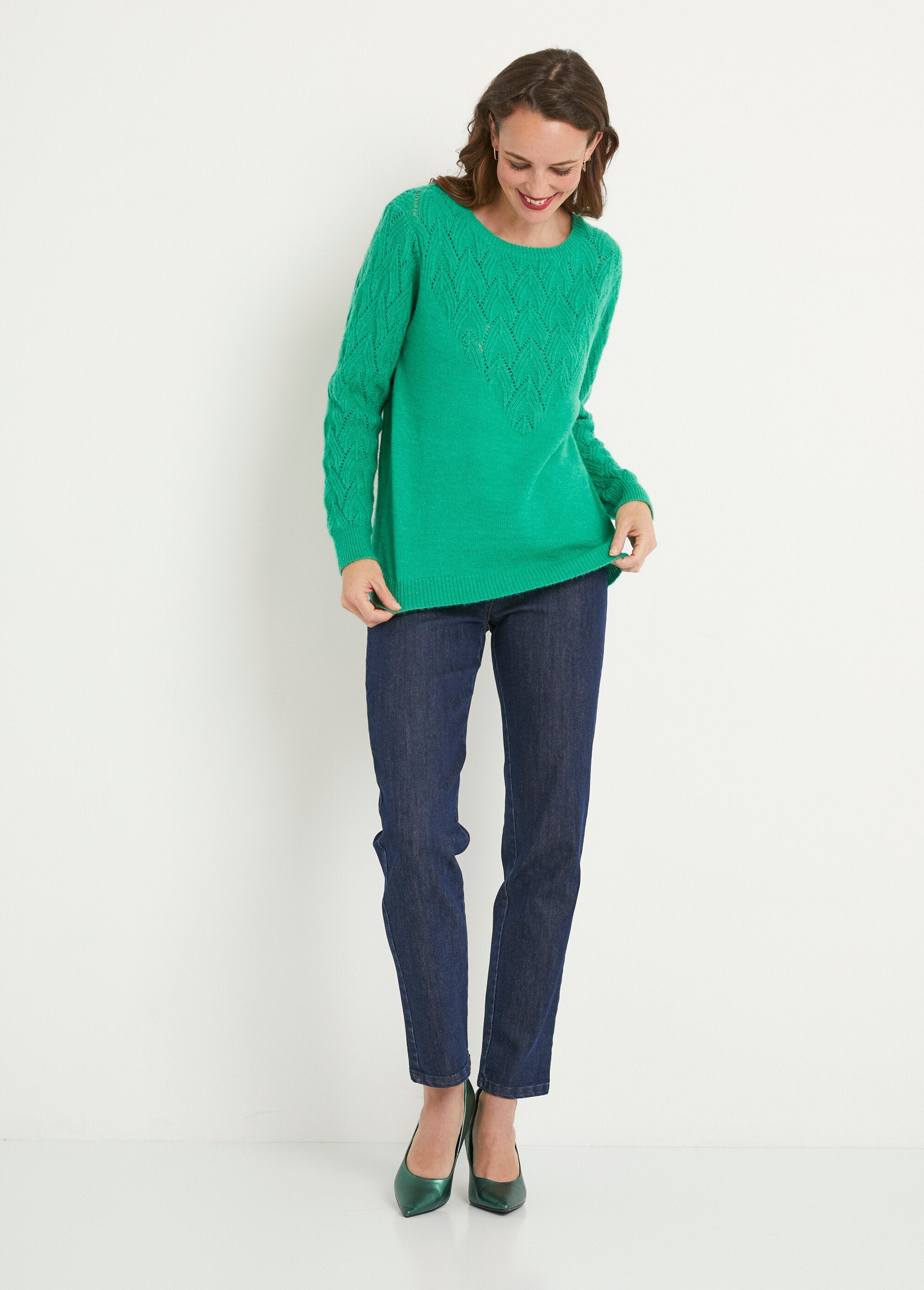 Soft,_plain,_round-neck_sweater_in_fancy_knitwear_Mint_SF1_slim