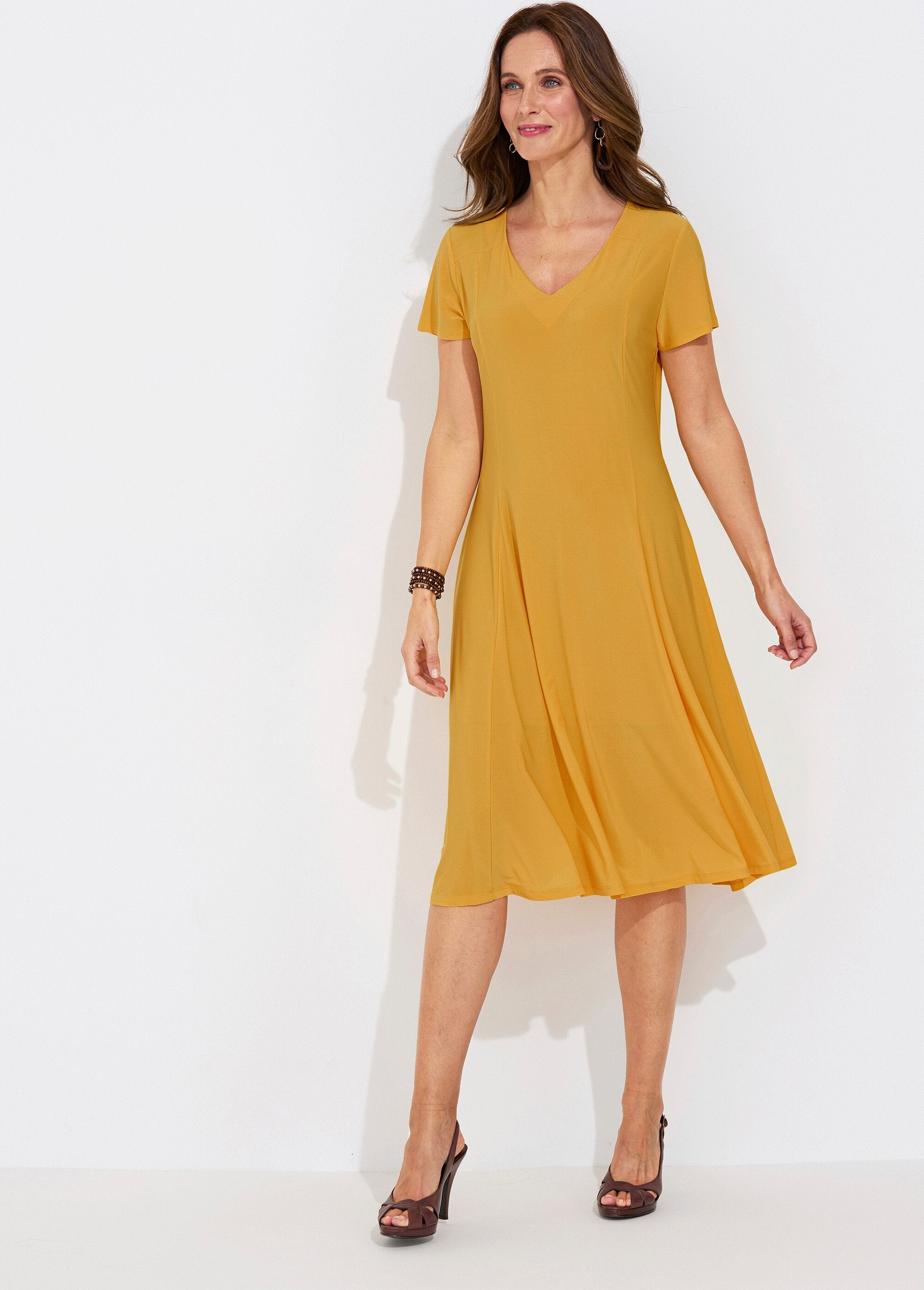 Short_belted_V-neck_dress_YELLOW_FA1_slim