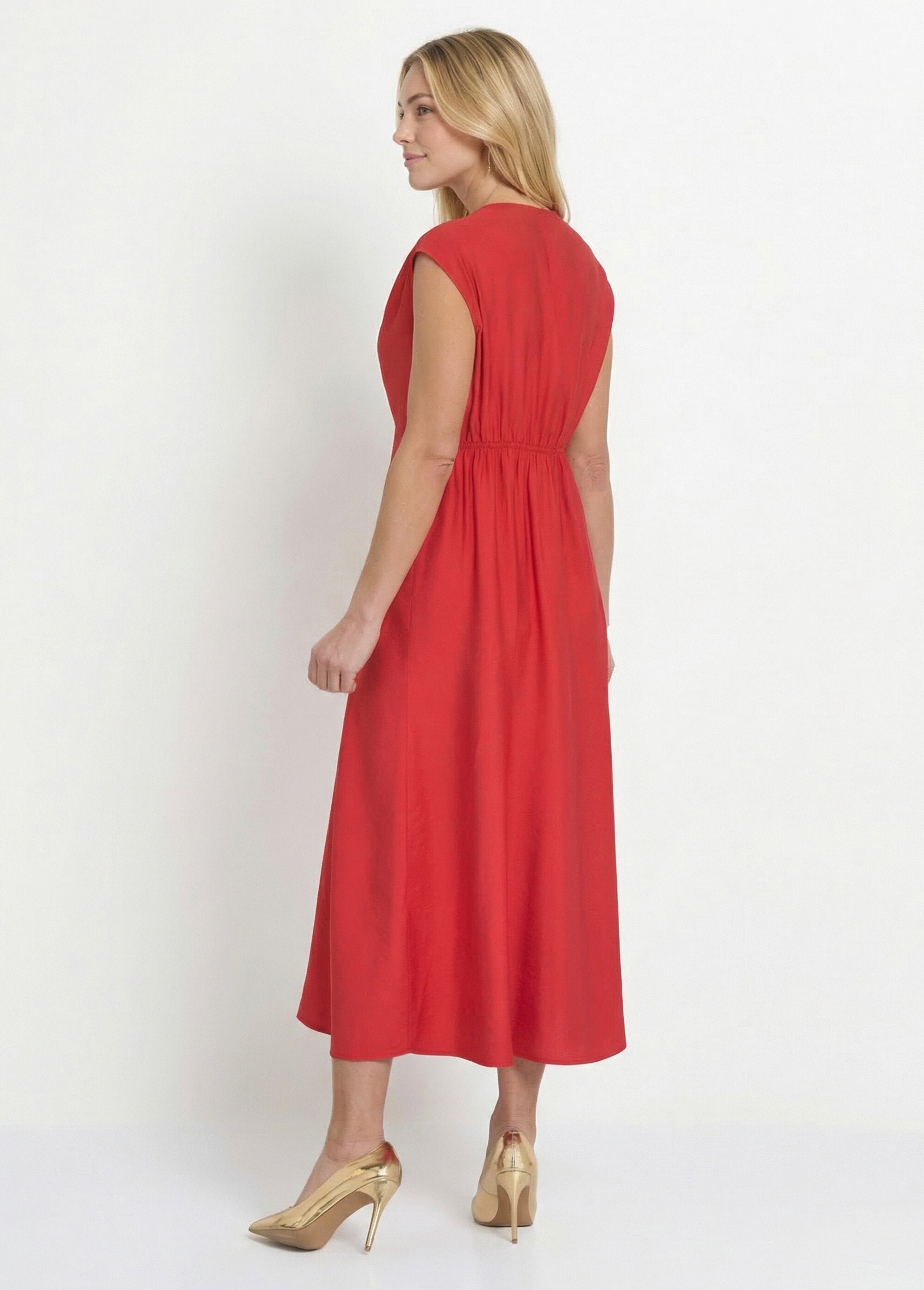 Long_sleeveless_dress_with_sweetheart_neckline_Red_DO1_slim