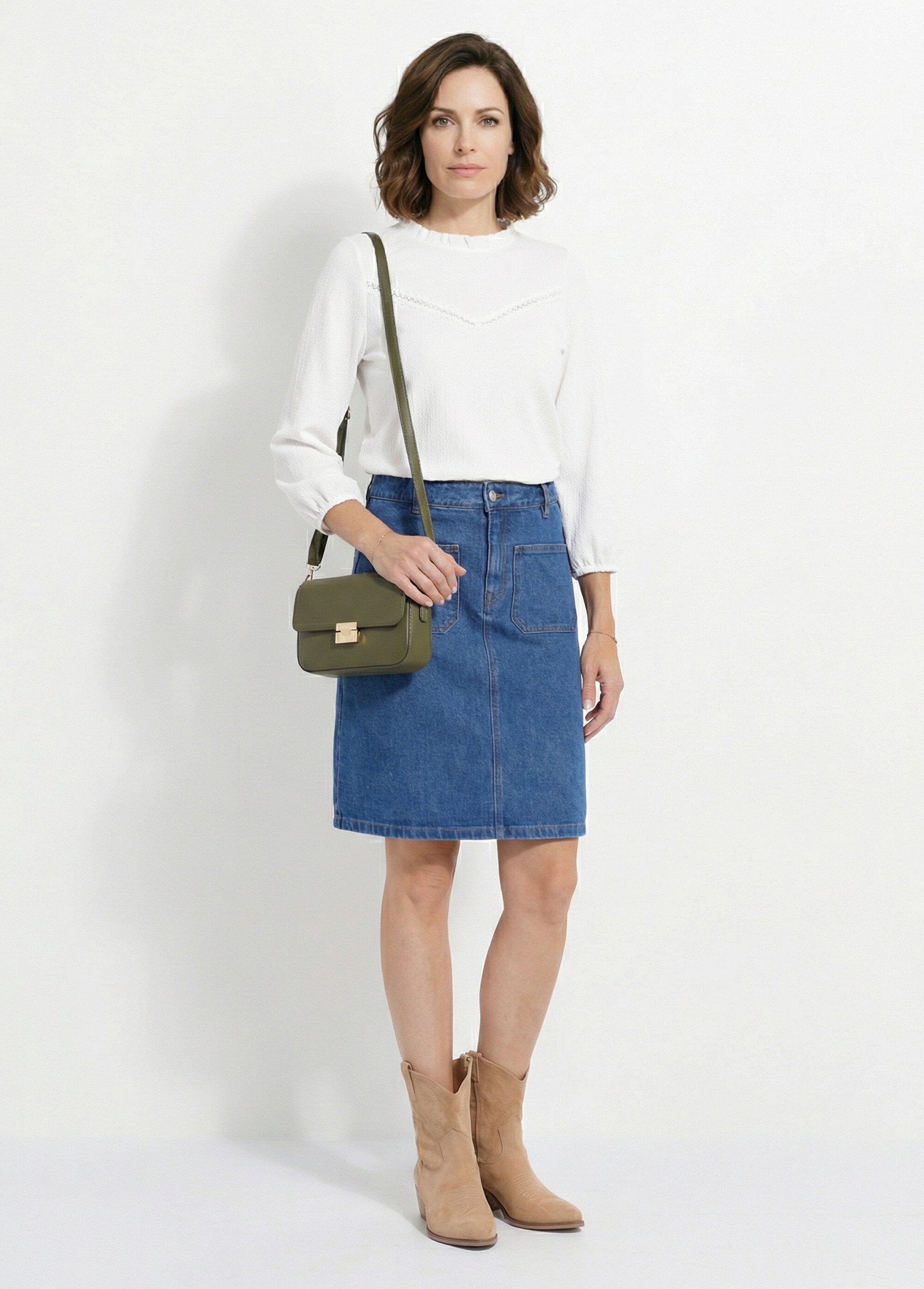 Leather_messenger_bag_Green_SF1_slim