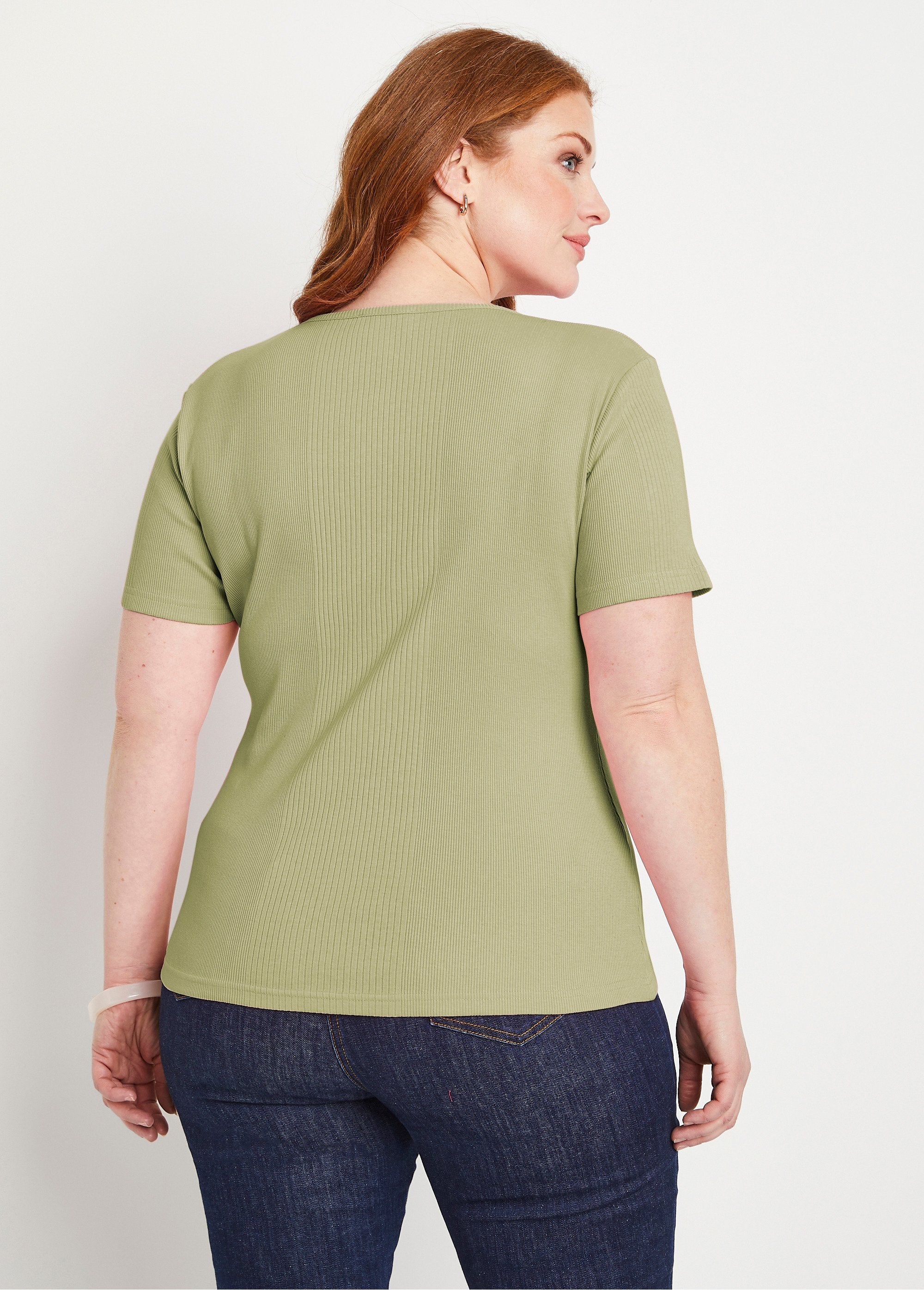 Short_ribbed_knit_round_neck_t-shirt_Khaki_DO1_curvy